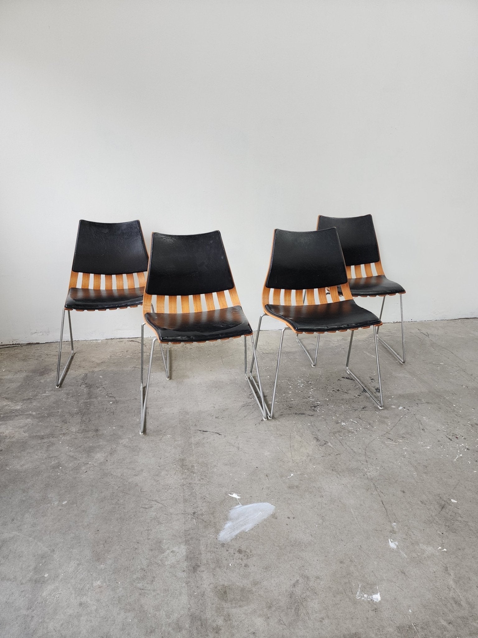 0623004 Hans Brattrud for Hove Mobler Chairs - Vintage MC