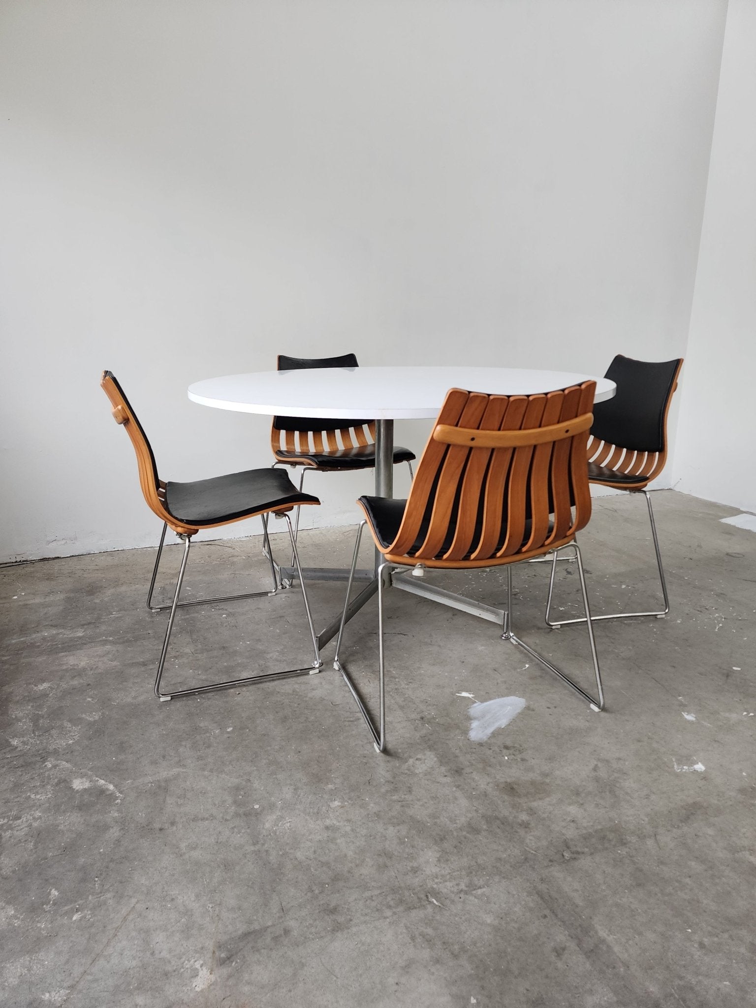 0623004 Hans Brattrud for Hove Mobler Chairs - Vintage MC