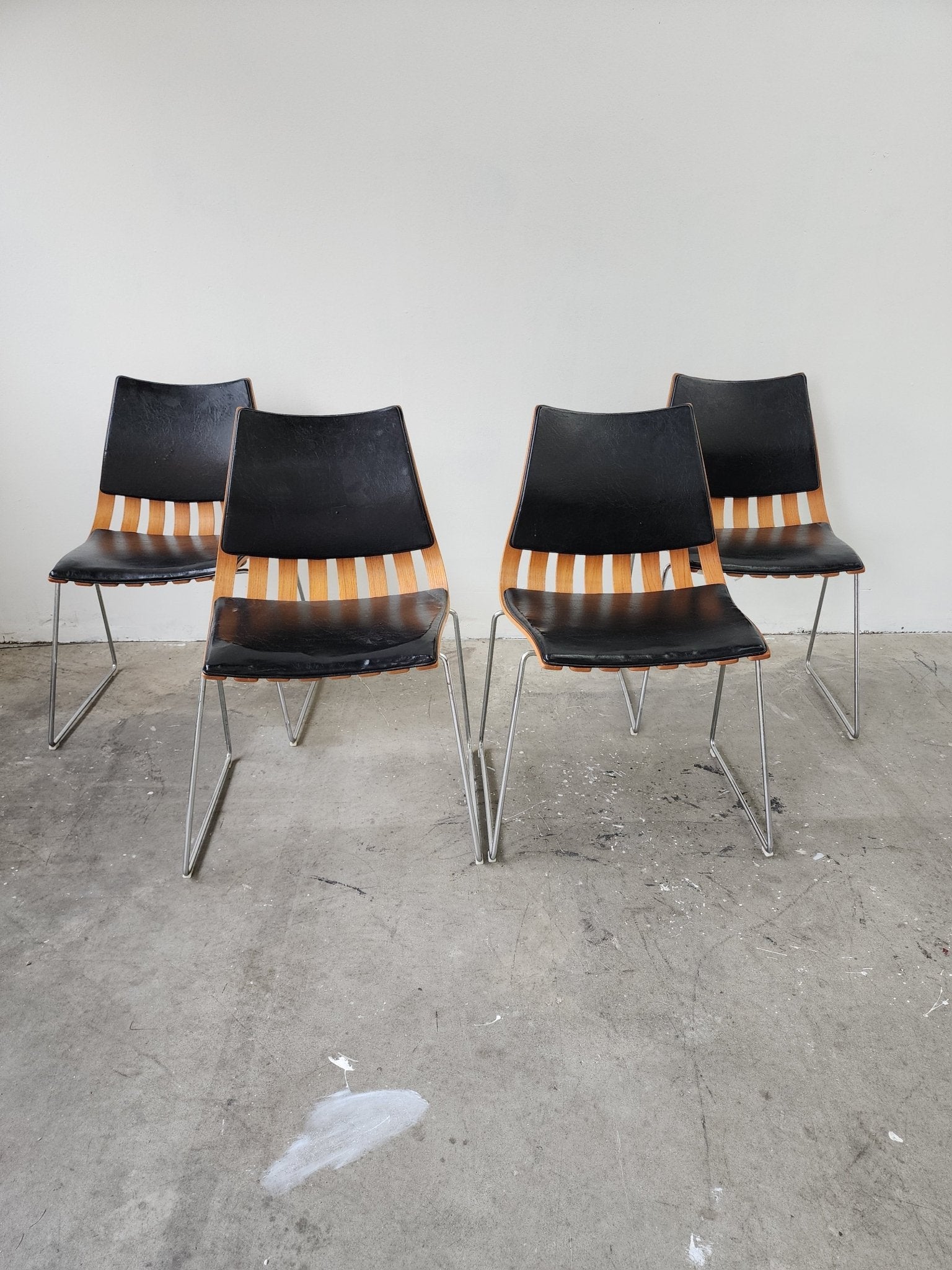 0623004 Hans Brattrud for Hove Mobler Chairs - Vintage MC