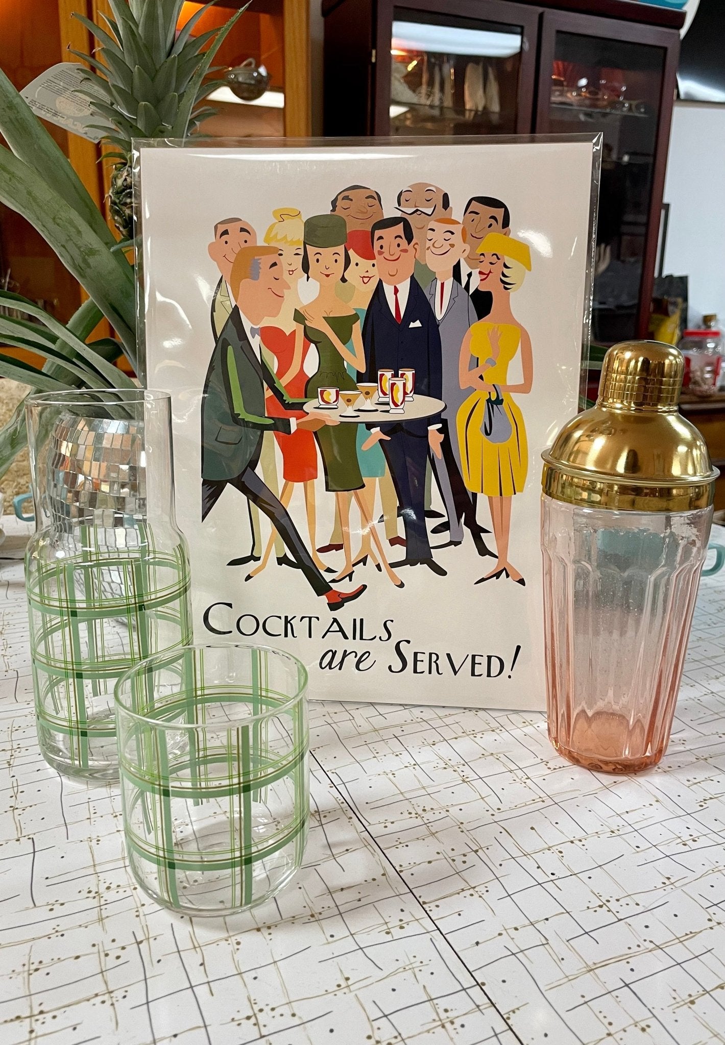 20 oz. Glass Cocktail Shaker w/ Stainless Steel Top, Pink & Gold Finish - Vintage MC