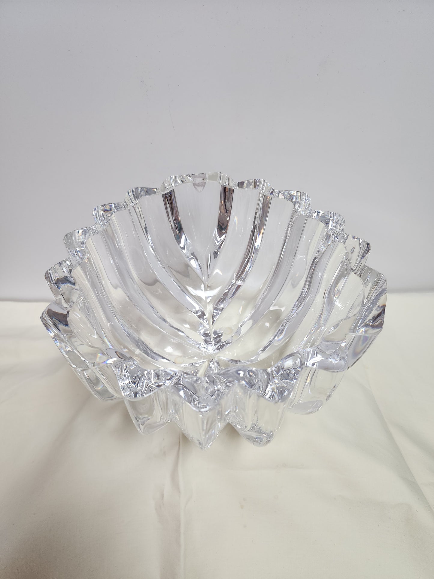 Lars Hellsten for Orrefors Bowl