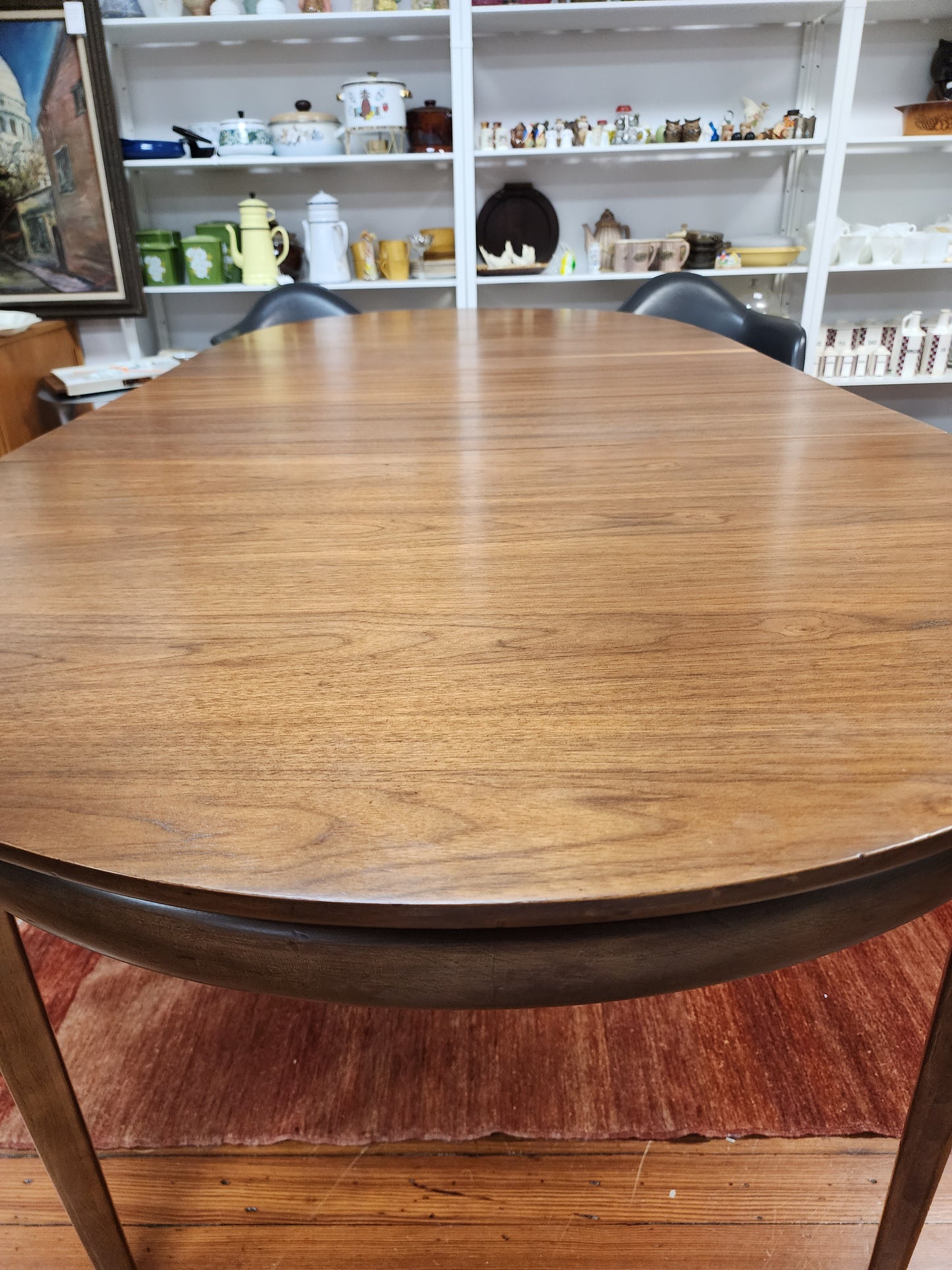 Walnut Dining Table with 3 Leaves