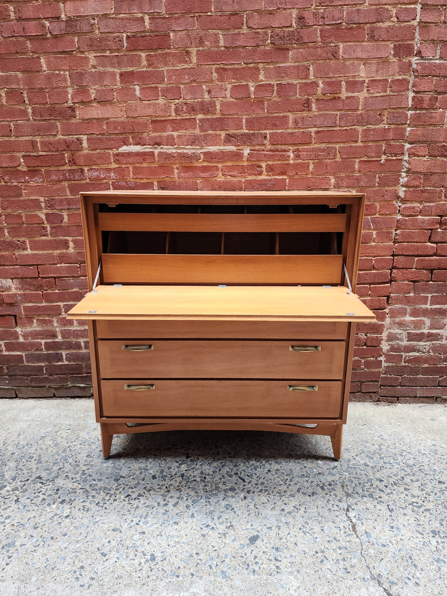 Red Lion Tall Chest
