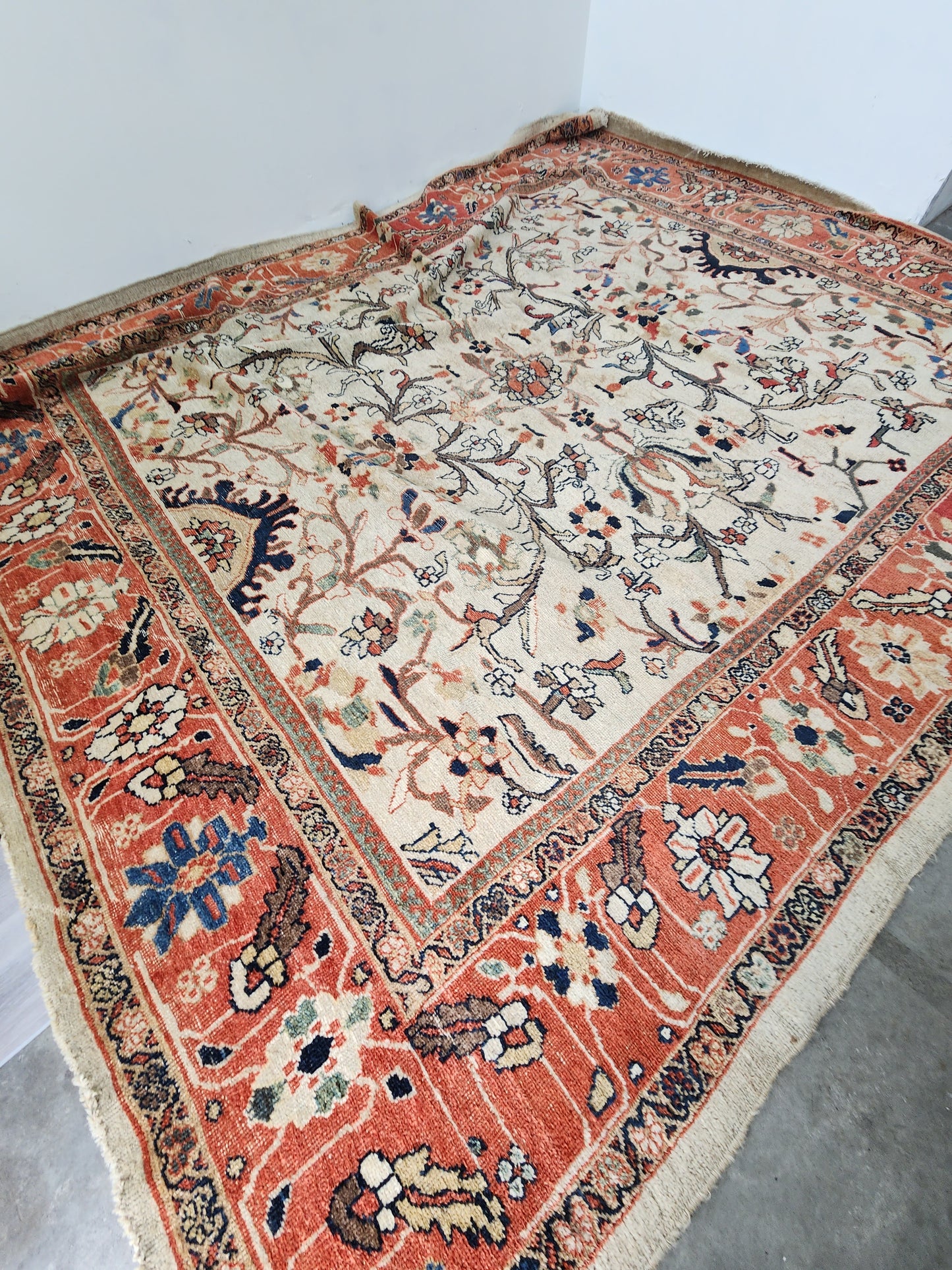 BB072311 Vintage Room Sized Serapi Rug