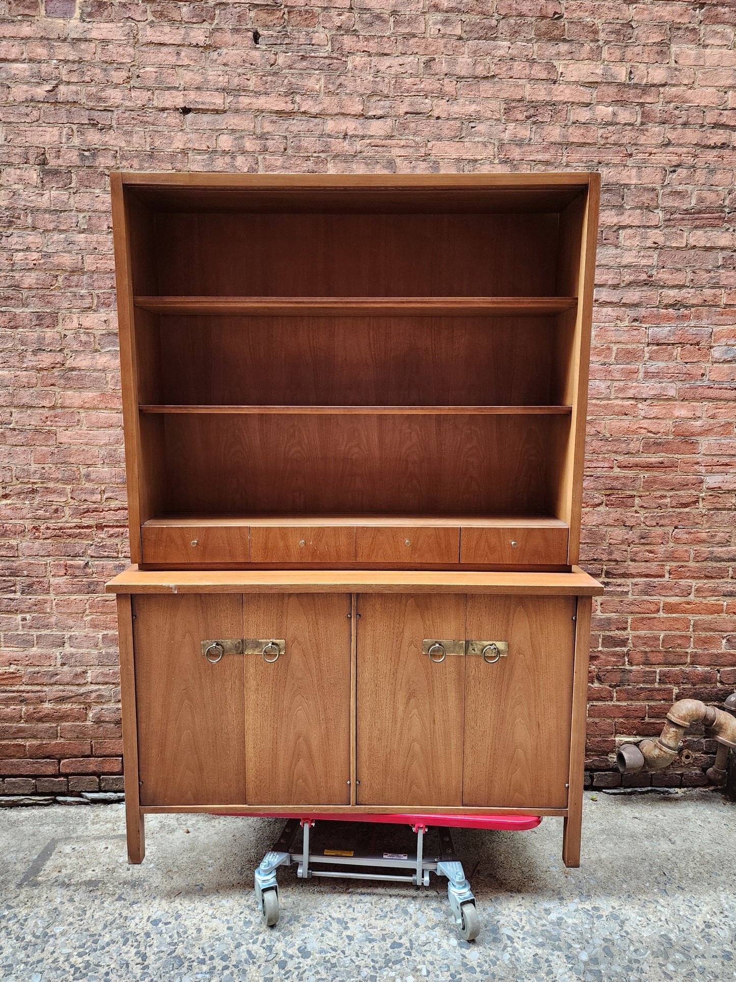 Drexel China Hutch