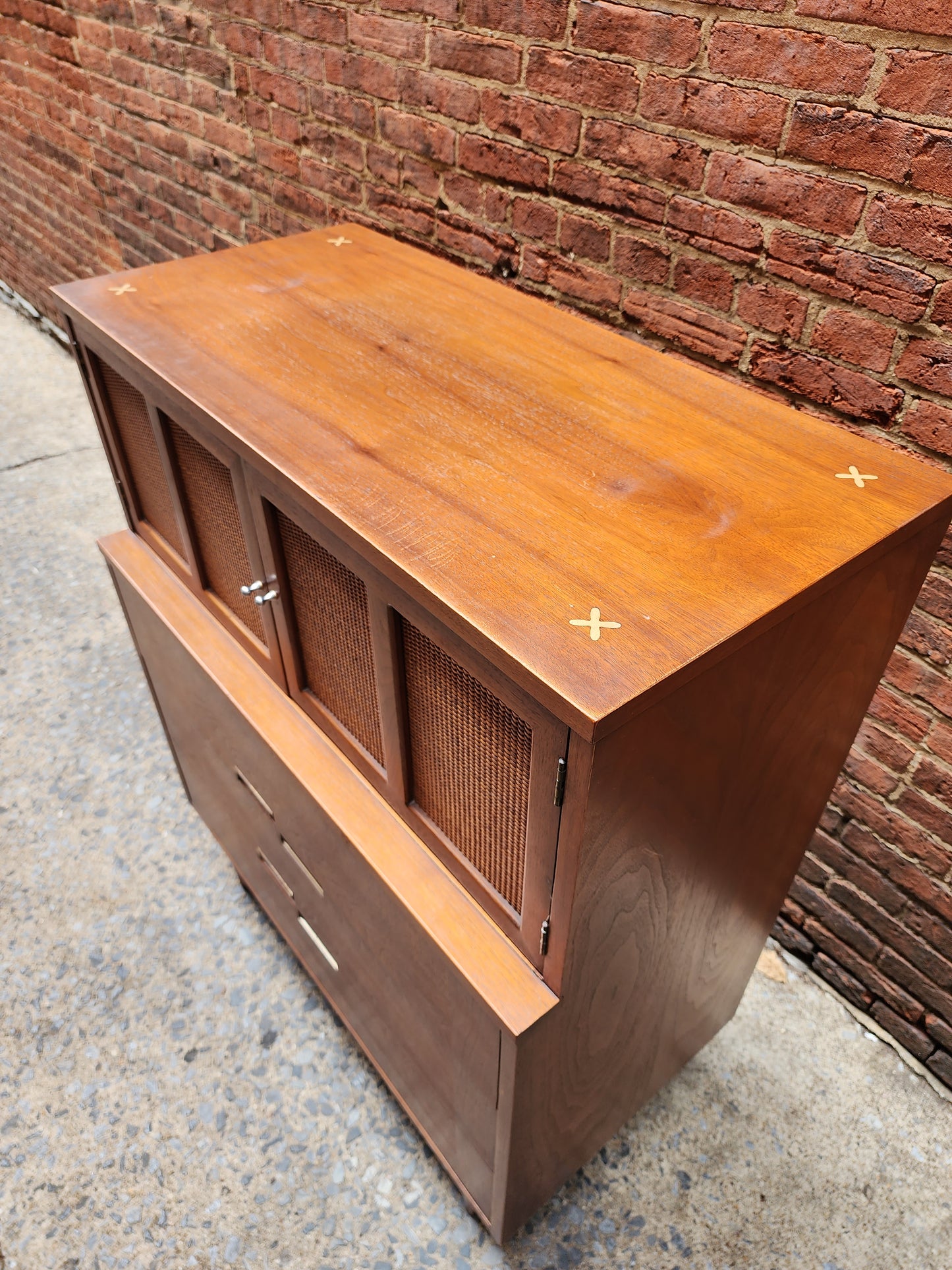 American of Martinsville Tall Chest