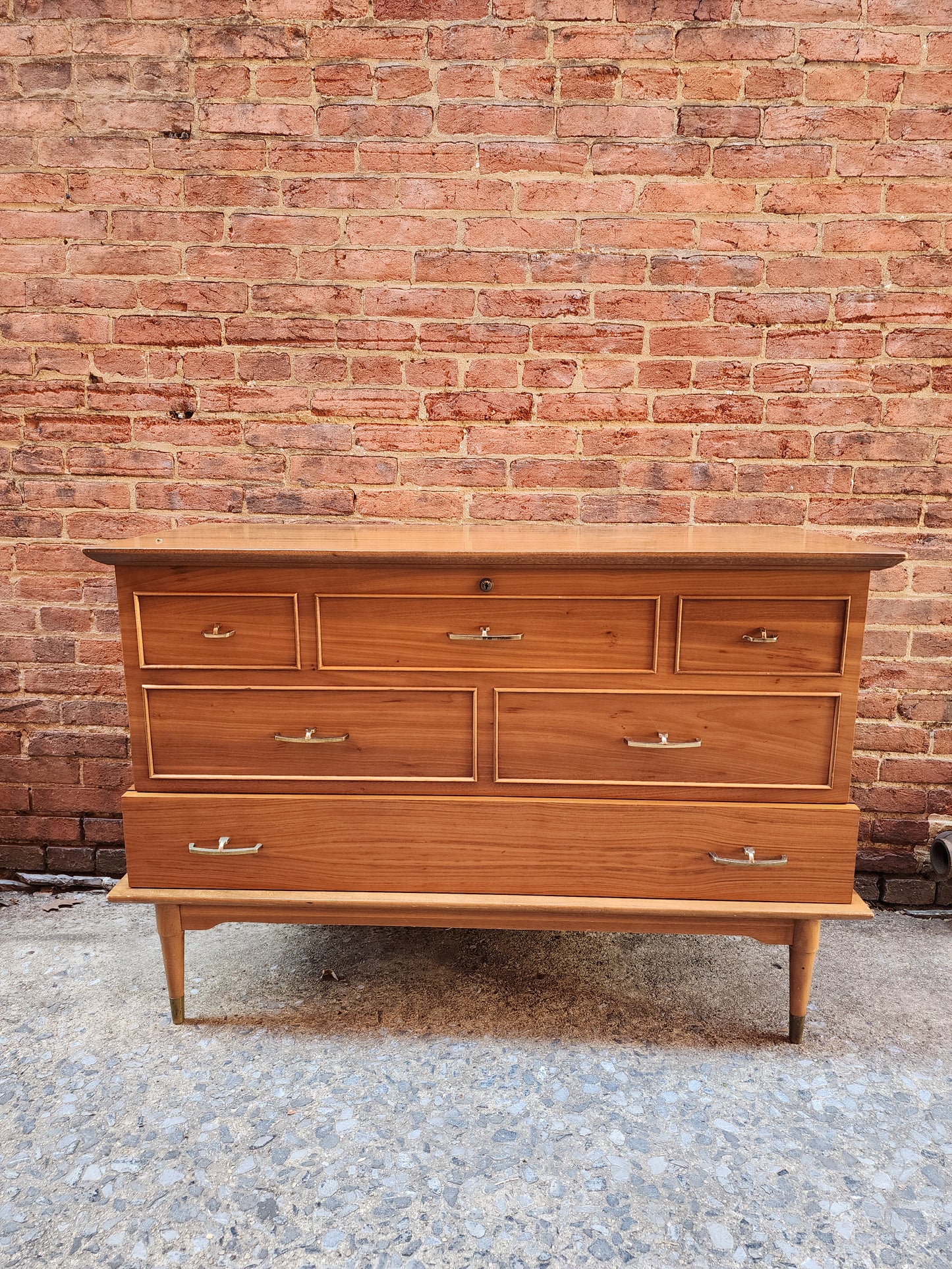 Lane Mid-Century Cedar Chest