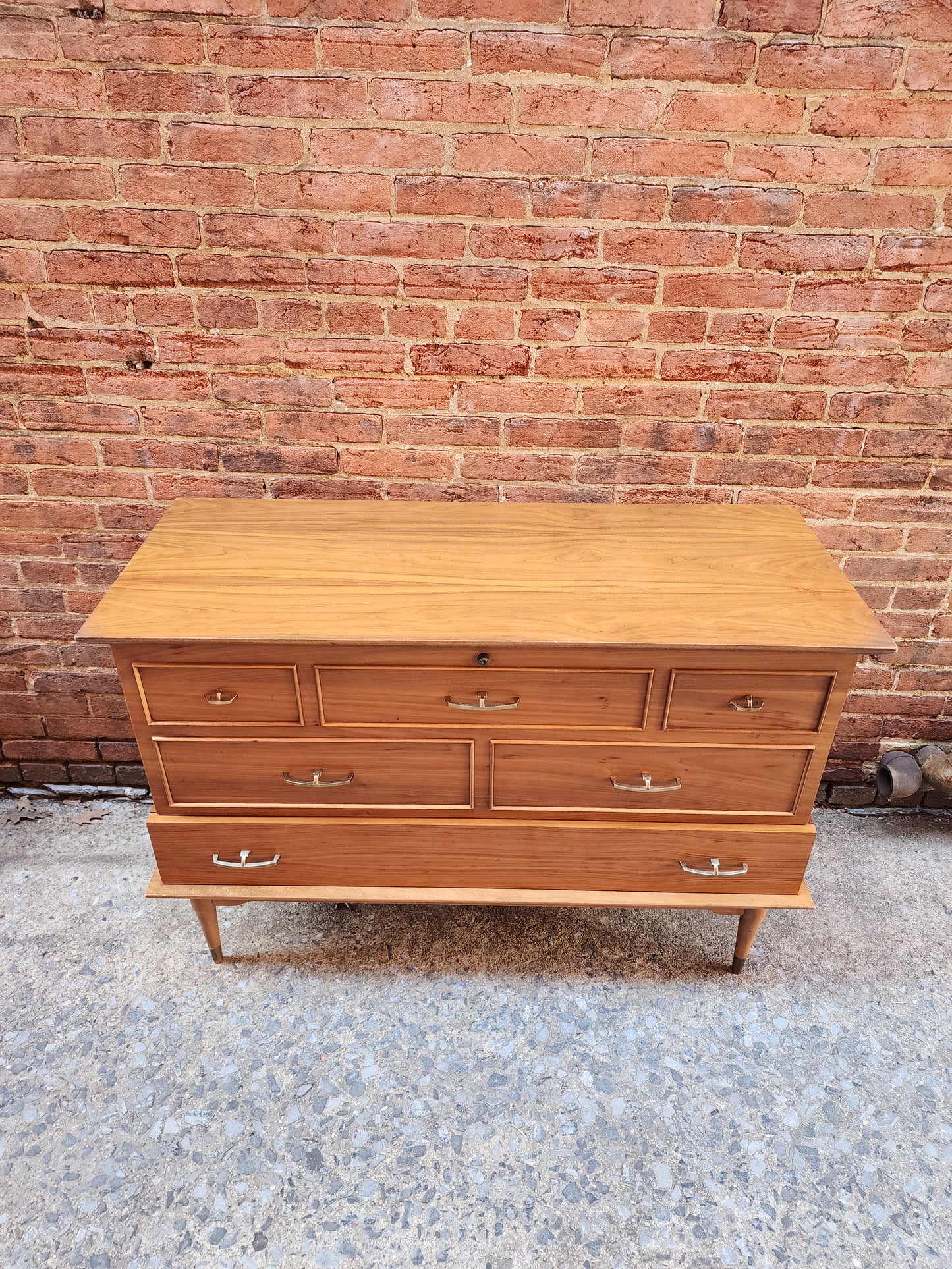 Lane Mid-Century Cedar Chest