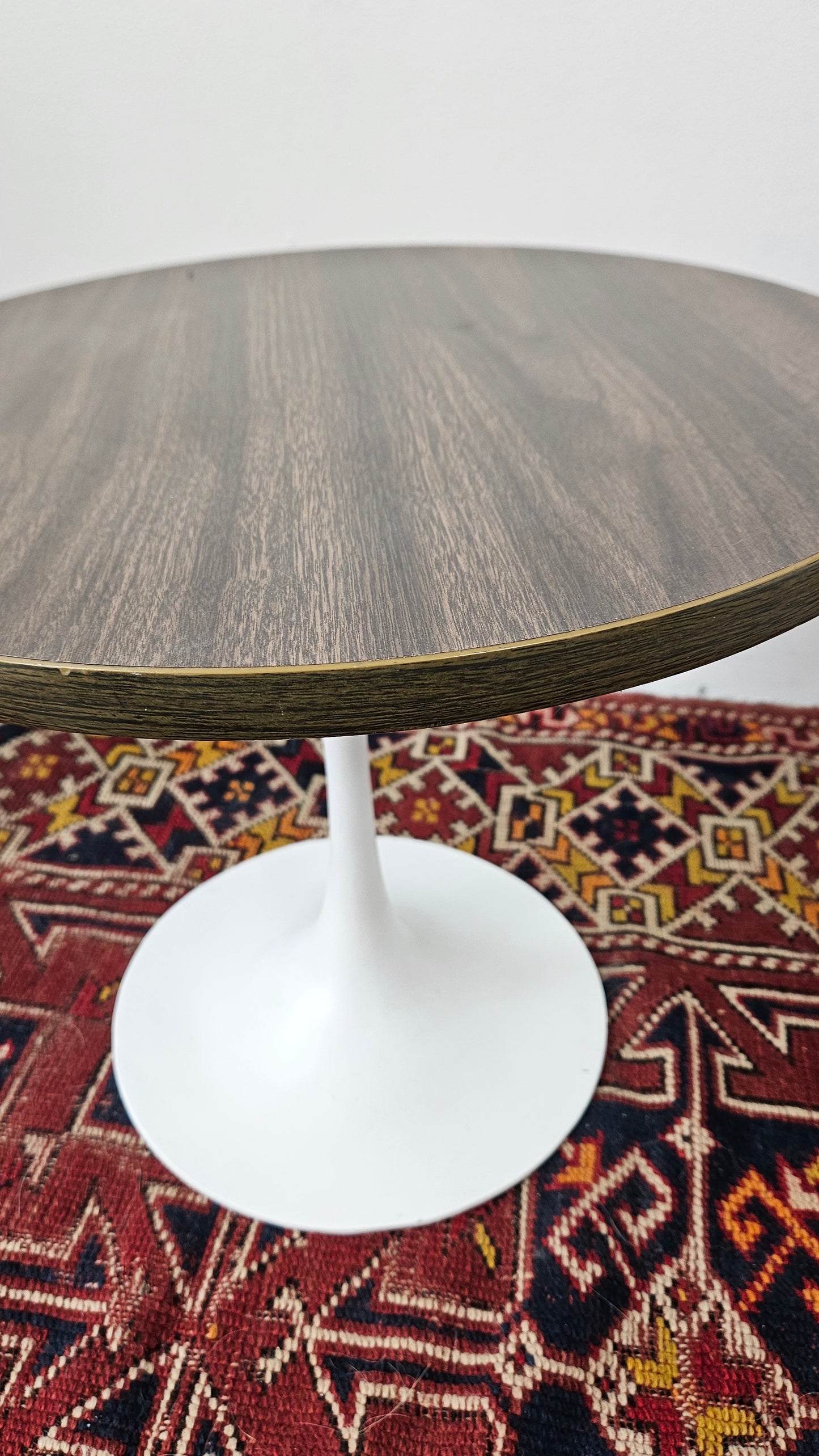 Tulip Side Table