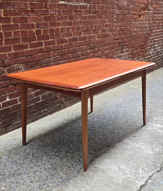 Svend Aage Madsen Dining Table