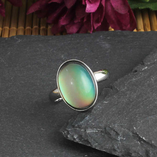 Adjustable Oval Mood Ring - Vintage MC