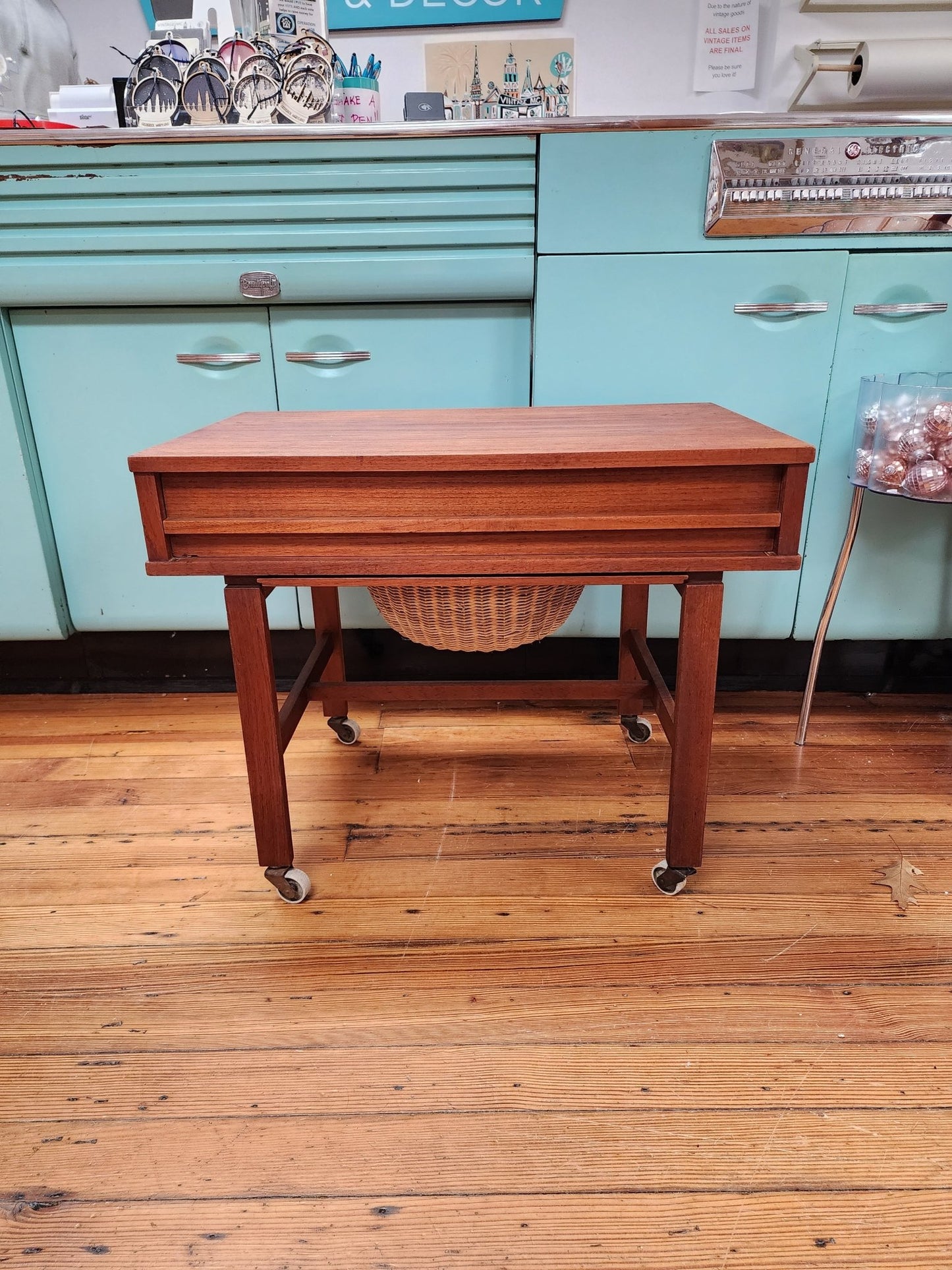 AL112318 Danish Sewing Table - Vintage MC