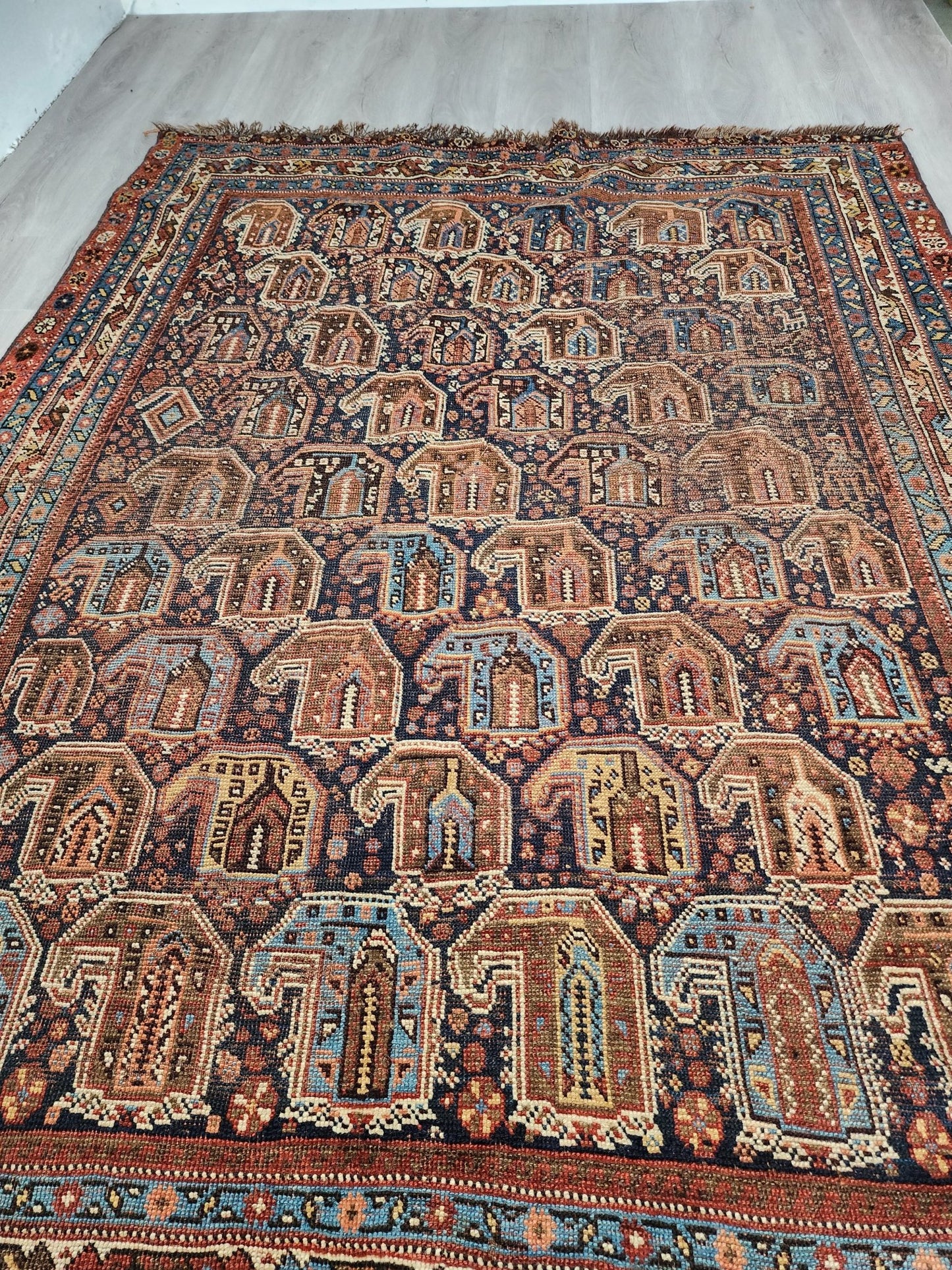 BB0723004 Vintage Khamseh Rug - Vintage MC