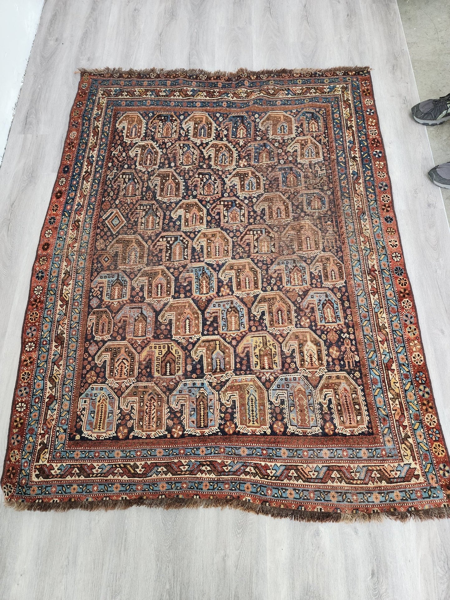 BB0723004 Vintage Khamseh Rug - Vintage MC