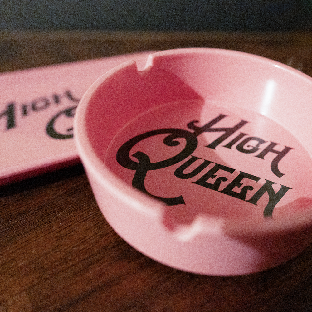 HIGH QUEEN Ashtray