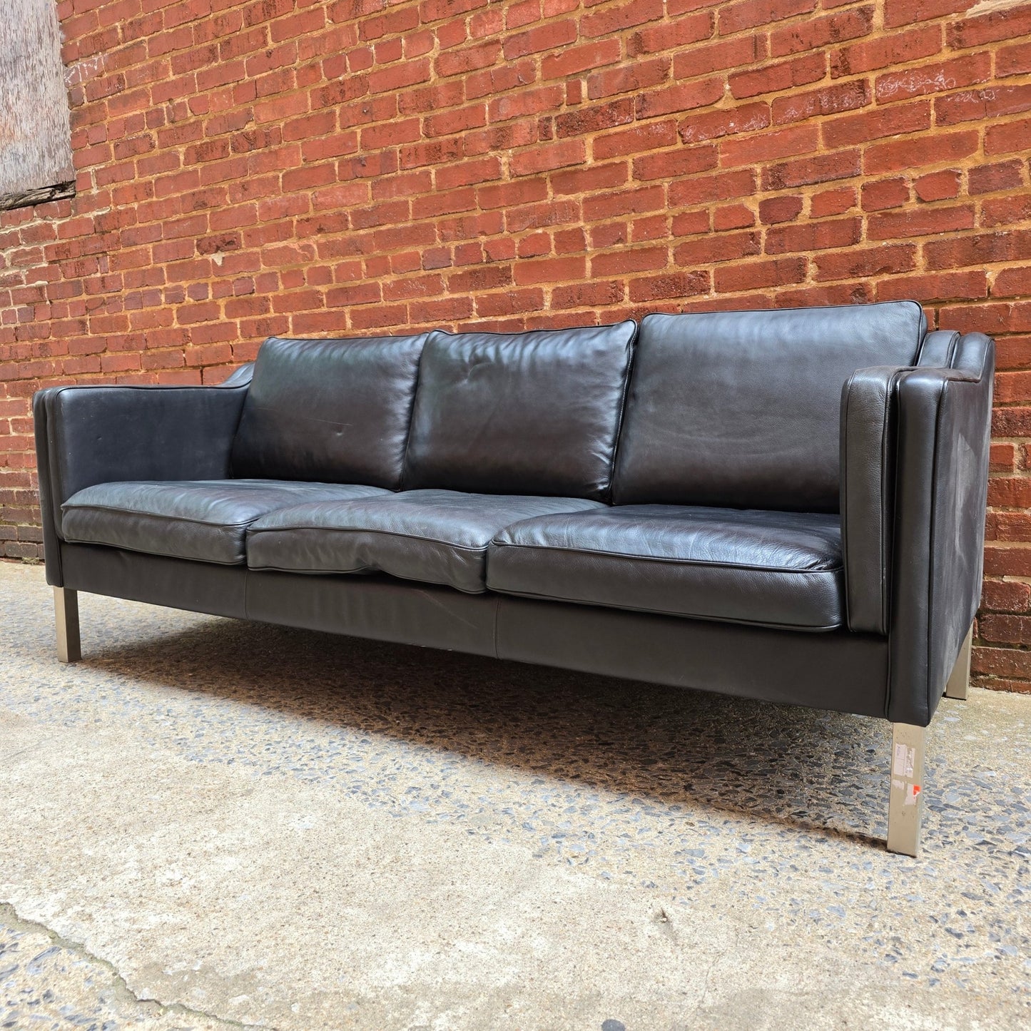 Danish Modern Sofa in the Style of Borge Mogensen - Vintage MC