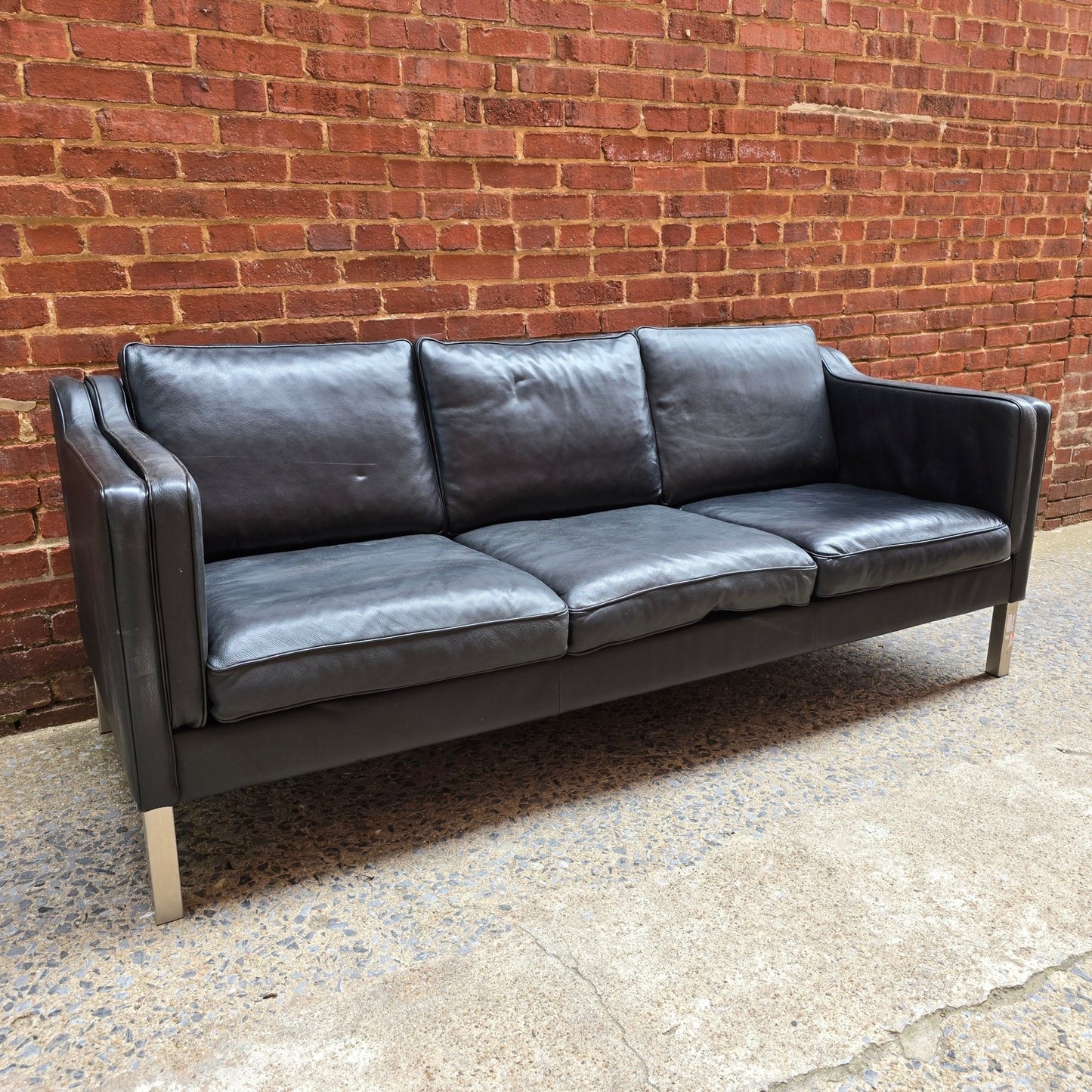 Danish Modern Sofa in the Style of Borge Mogensen - Vintage MC