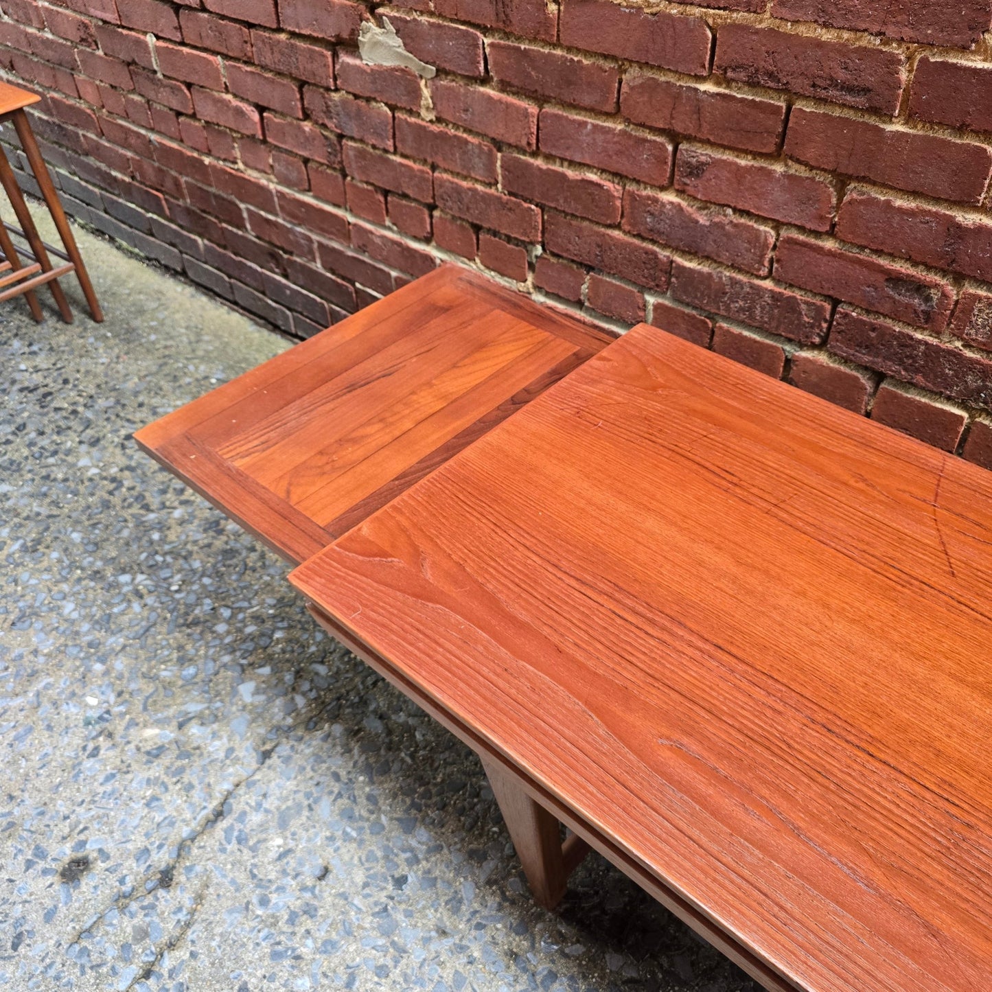 Danish Teak Expandable Coffee Table ST0525016 - Vintage MC
