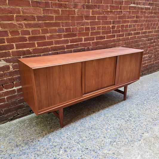 Danish Teak Sideboard ST0425001 - Vintage MC