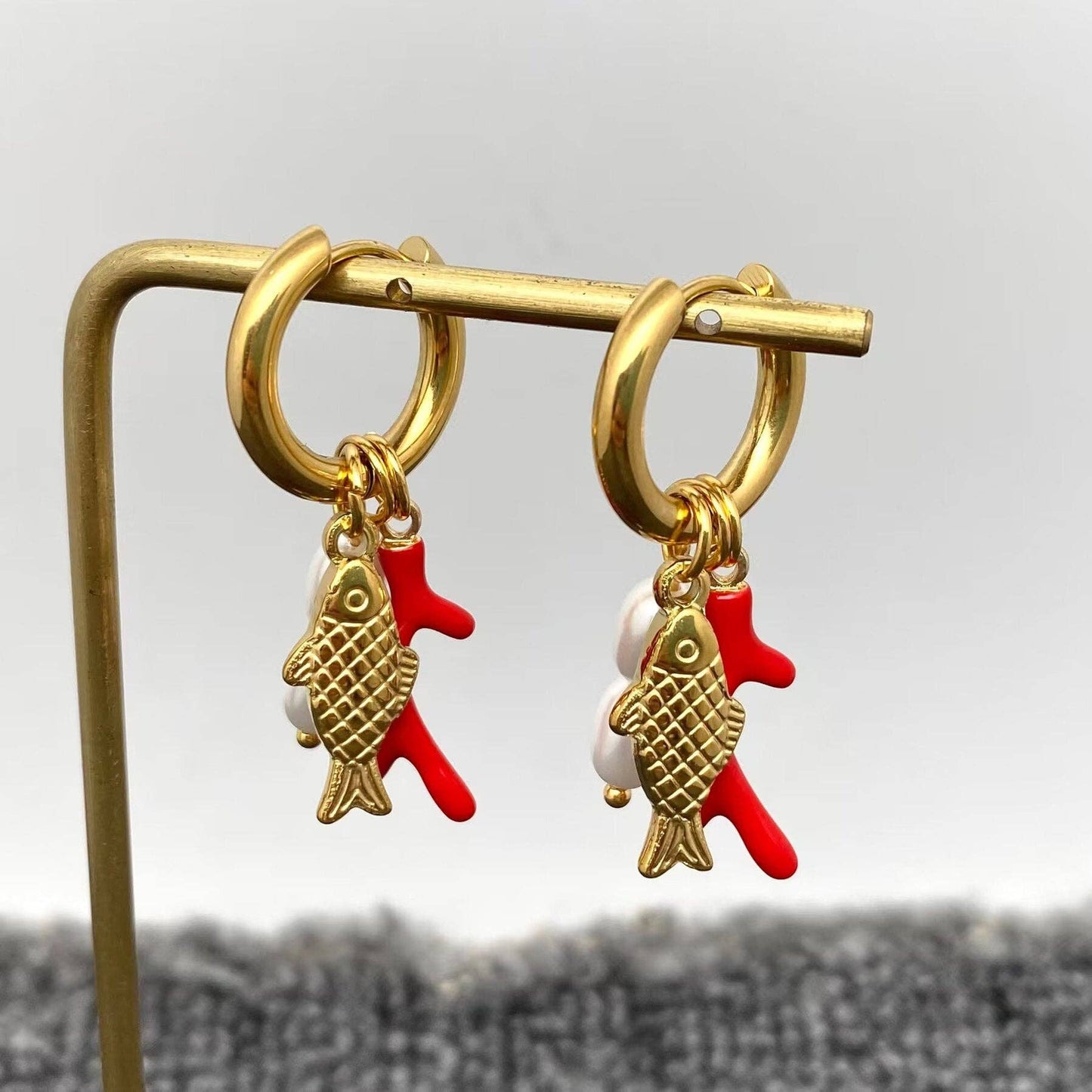 Fish & Pearls & Coral Huggie Earrings - Vintage MC