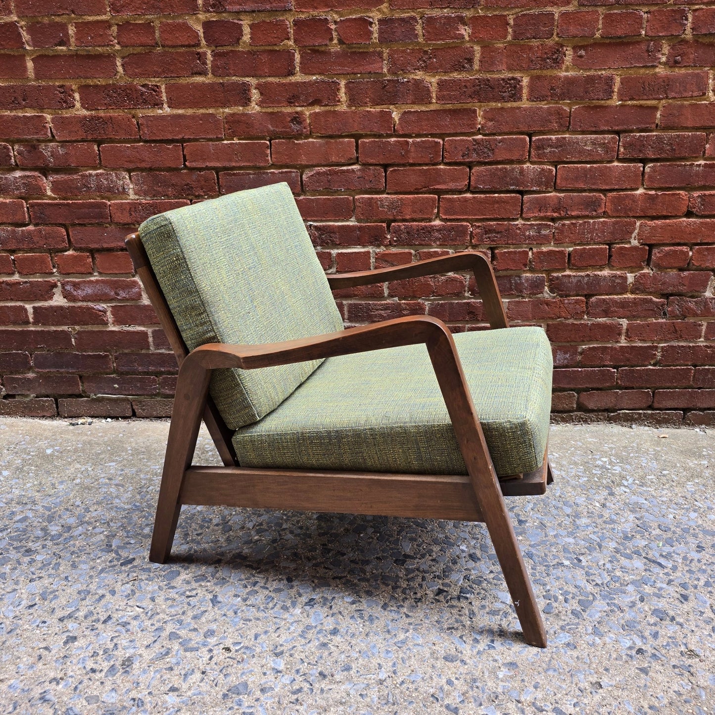 Mid - Century Lounge Chair with Sculpted Walnut Frame - Vintage MC