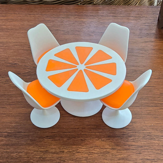 Miniature Mid - Century Tulip Citrus table - Vintage MC