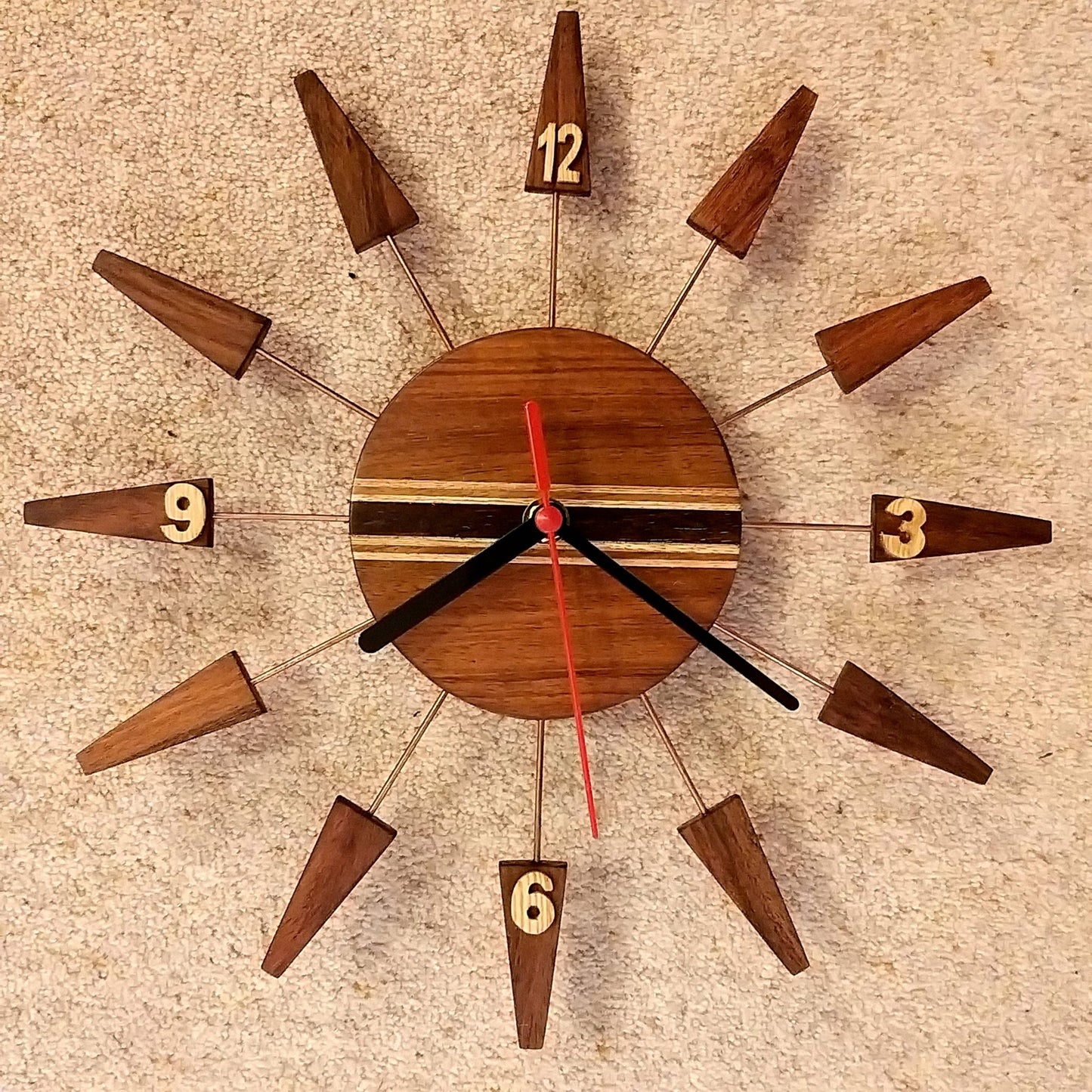 Retro Style Wooden Wall Clock - Vintage MC