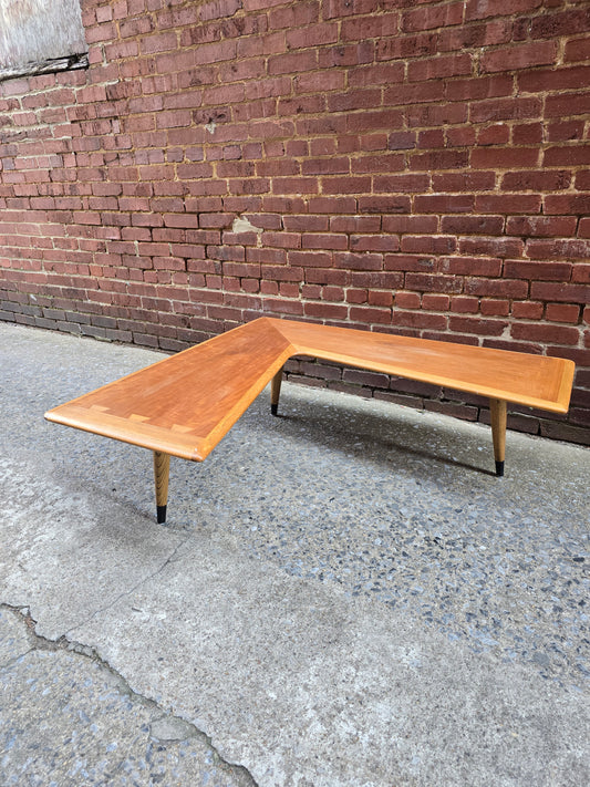 Lane Acclaim Boomerang Table