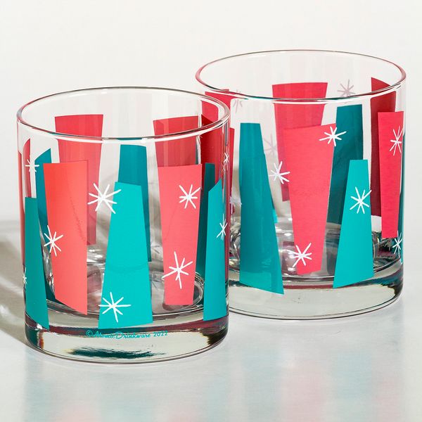 I Dream of Ginnie Glassware