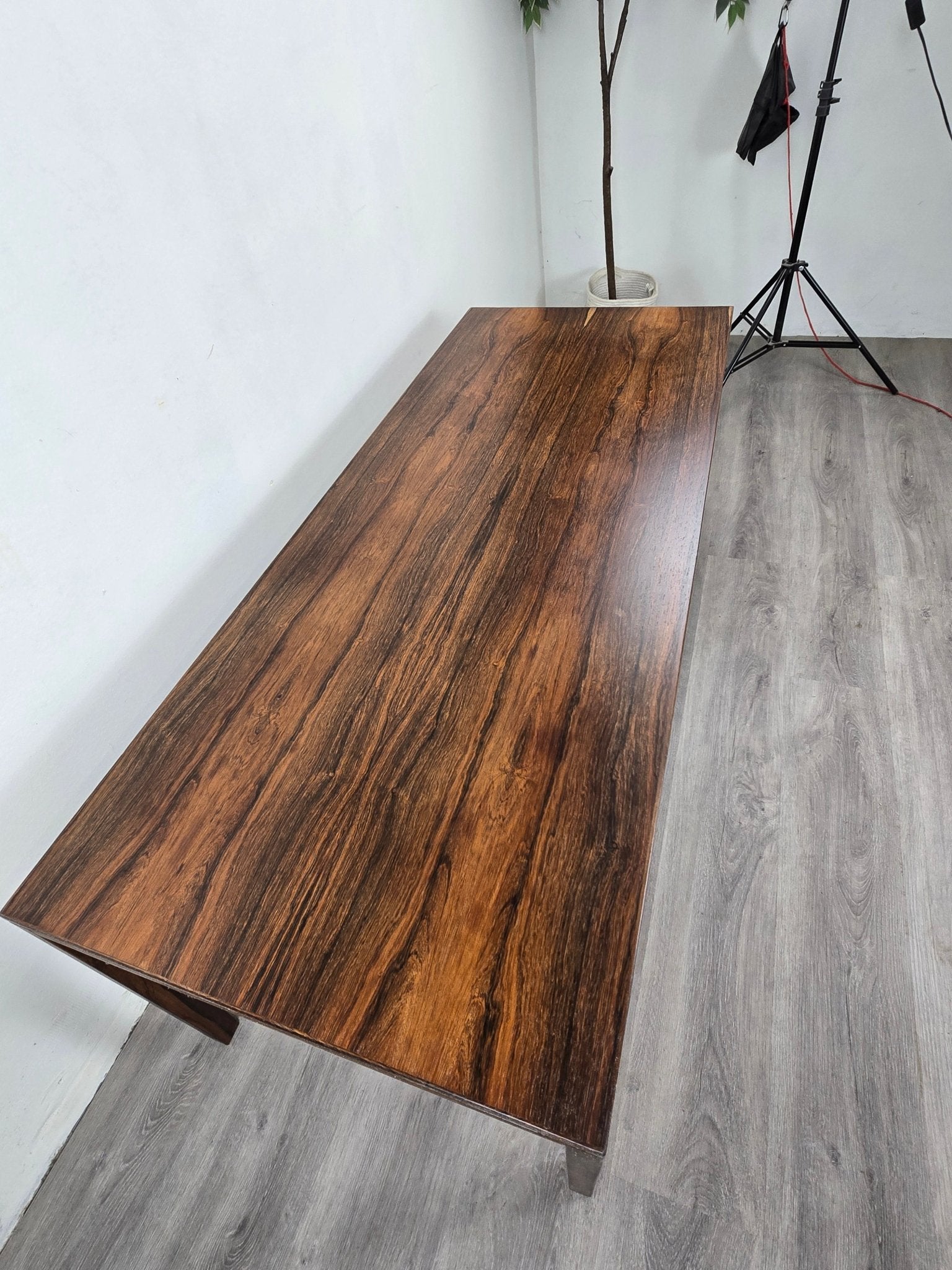 Rosewood Coffee Table with Hidden Leaves - Vintage MC