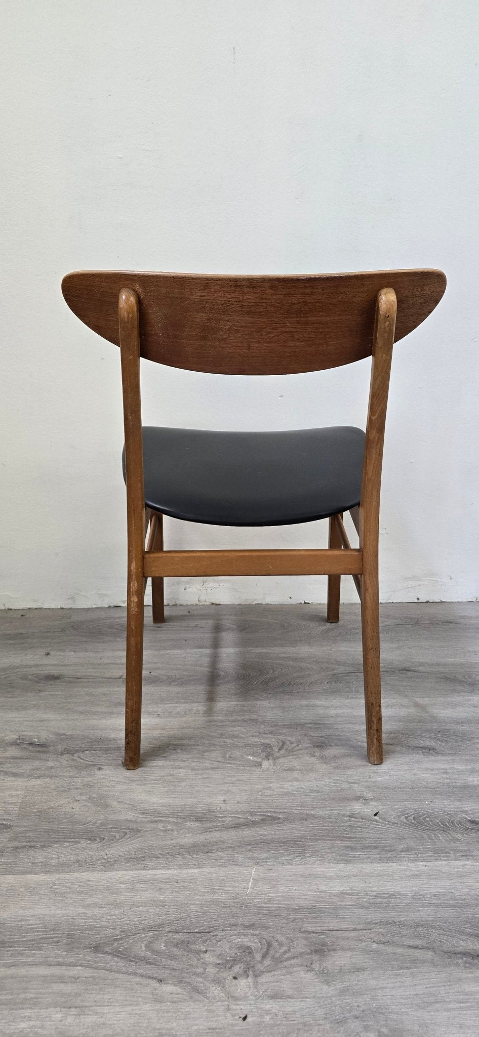 Set of 4 Dining Chairs - Vintage MC