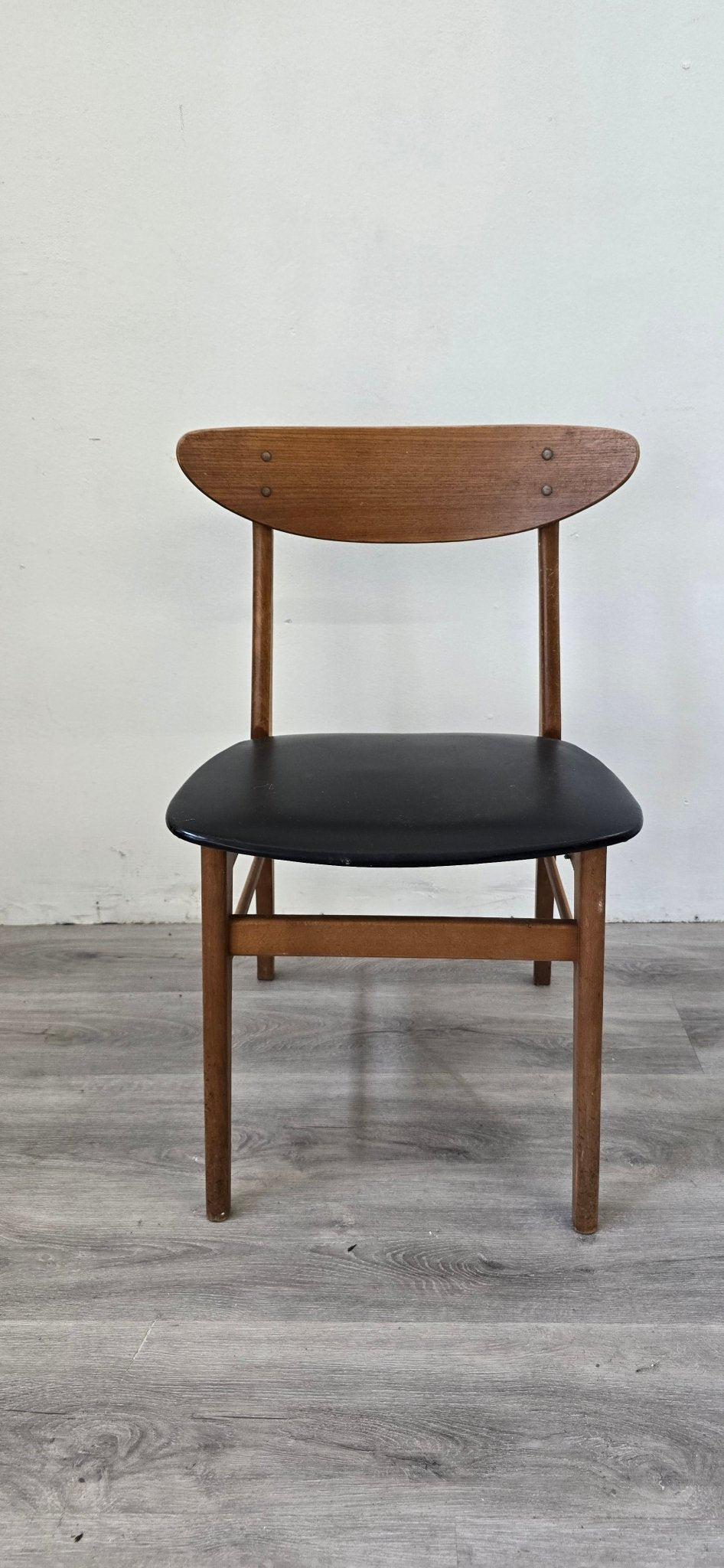 Set of 4 Dining Chairs - Vintage MC