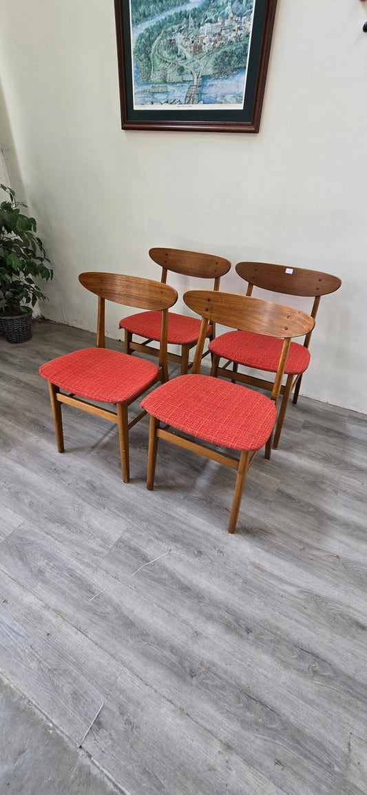 Set of 4 Farstrup Mobelfabrik Dining Chairs - Vintage MC