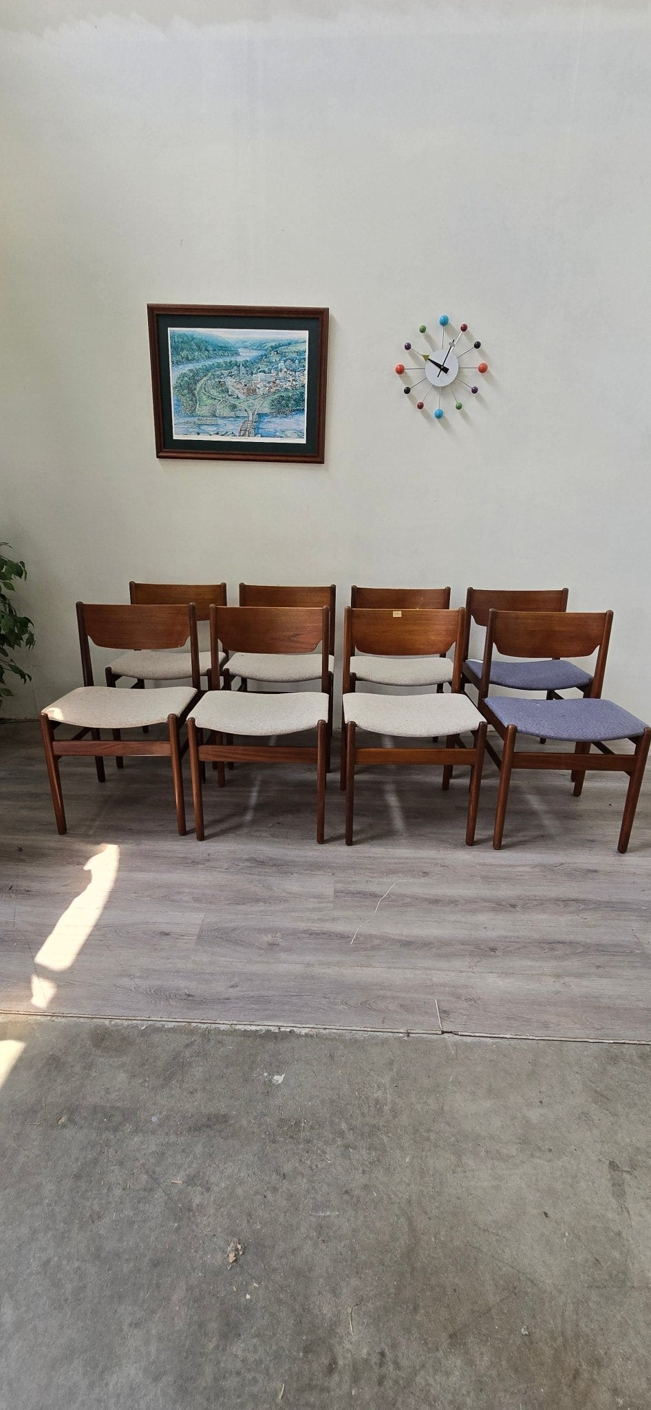 Set of 8 Vintage Teak Dining Chairs - Vintage MC