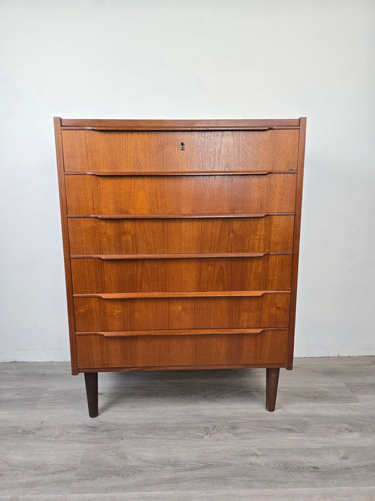 ST24226 - Danish Teak 6 - Drawer Tall Chest - Vintage MC