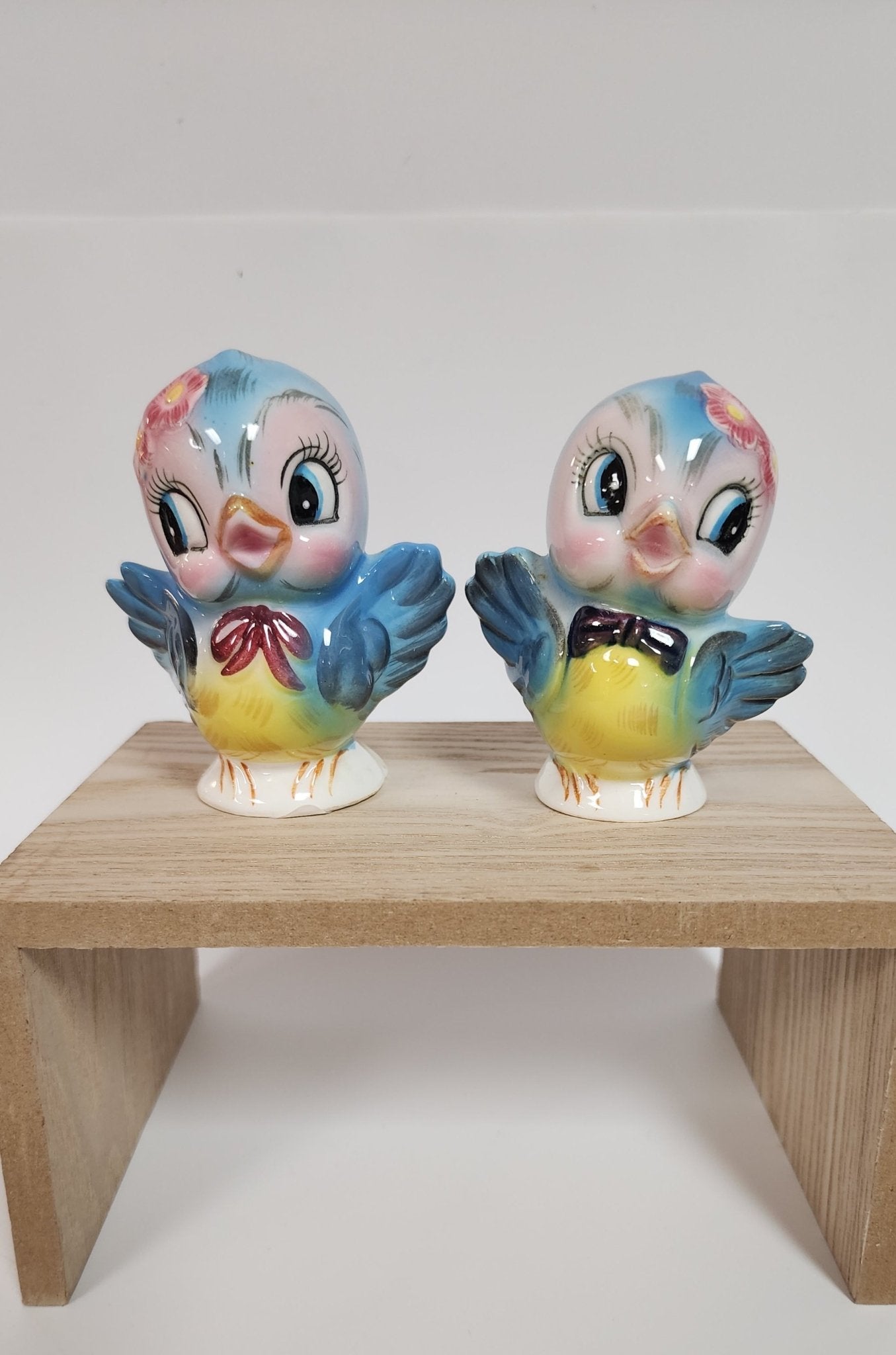 Vintage 1950s Lefton Bluebird Salt & Pepper - Vintage MC
