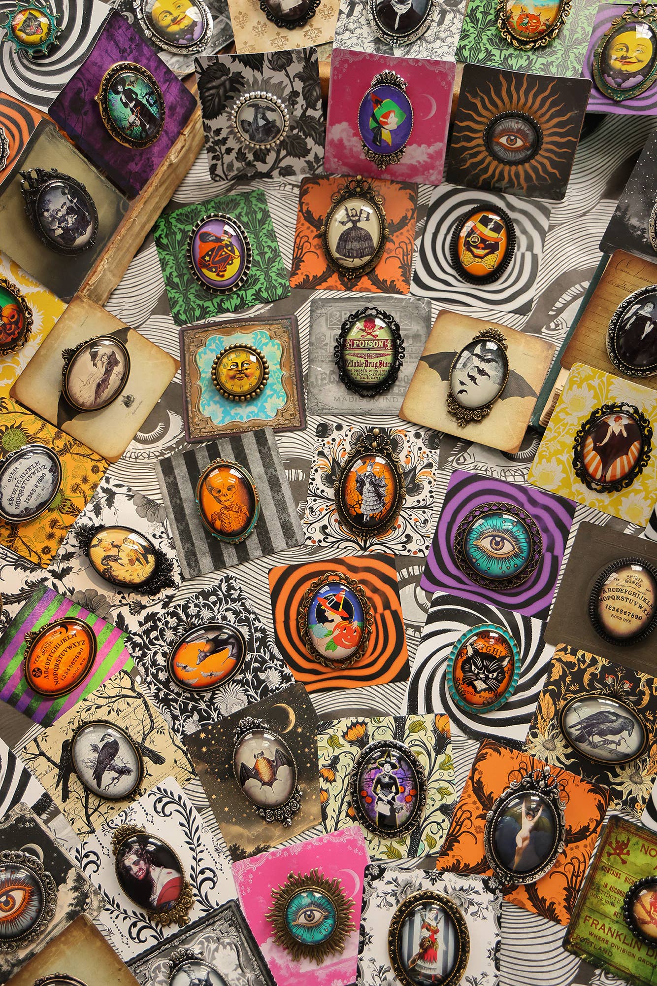 Vintage Halloween Brooch