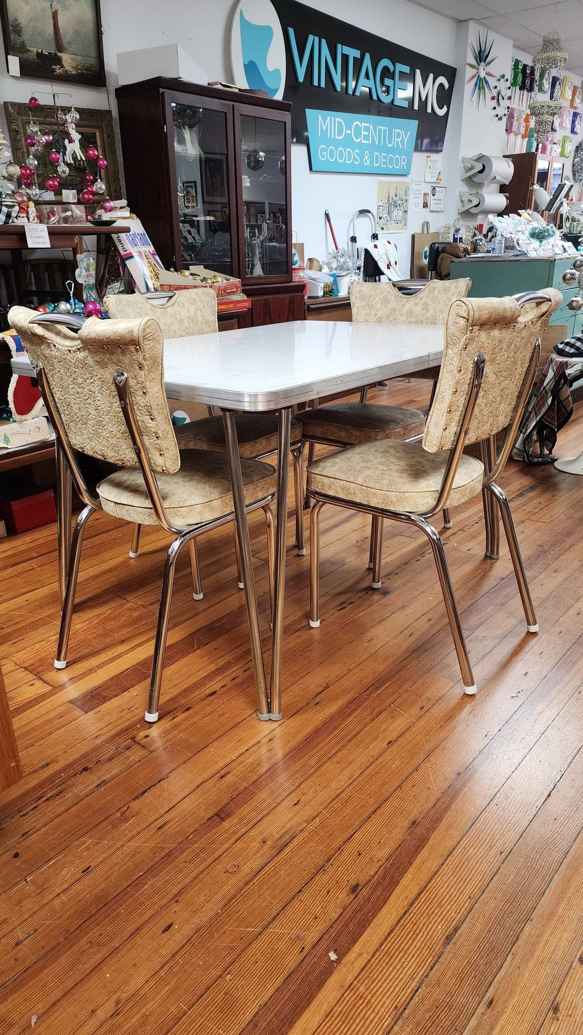 1950s era Table and 4 Chairs - Vintage MC