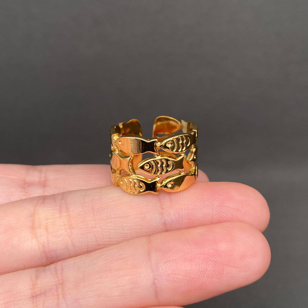 School of Fish Ring
