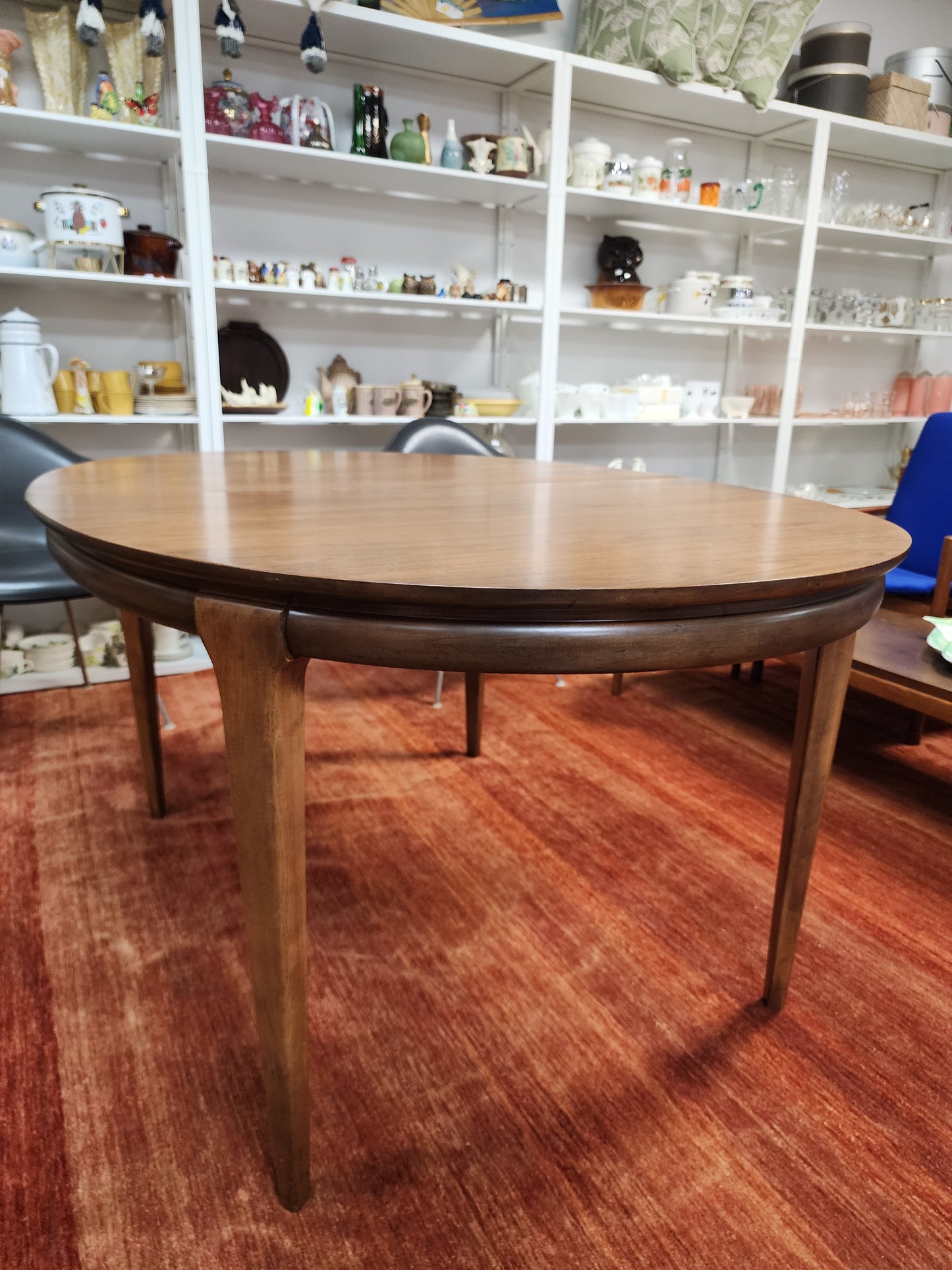 Walnut Dining Table with 3 Leaves