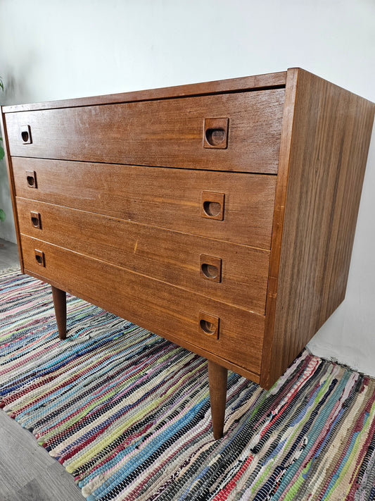 ST1123021 Danish 4-drawer chest