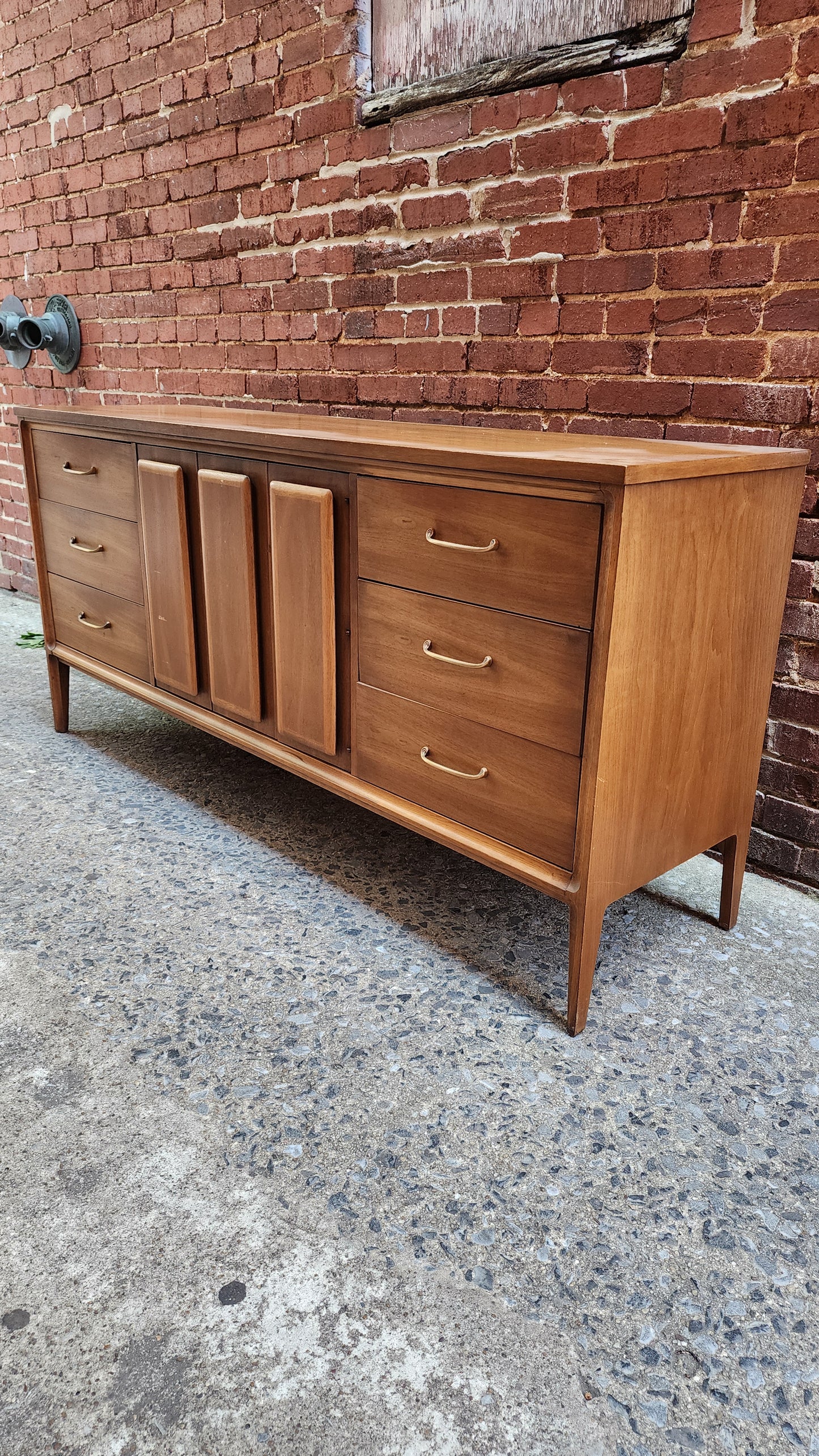 Broyhill Forward 70 Low Dresser