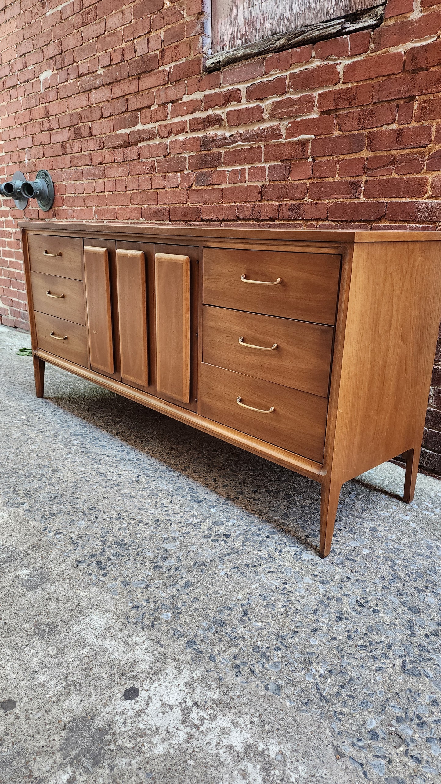 Broyhill Forward 70 Low Dresser