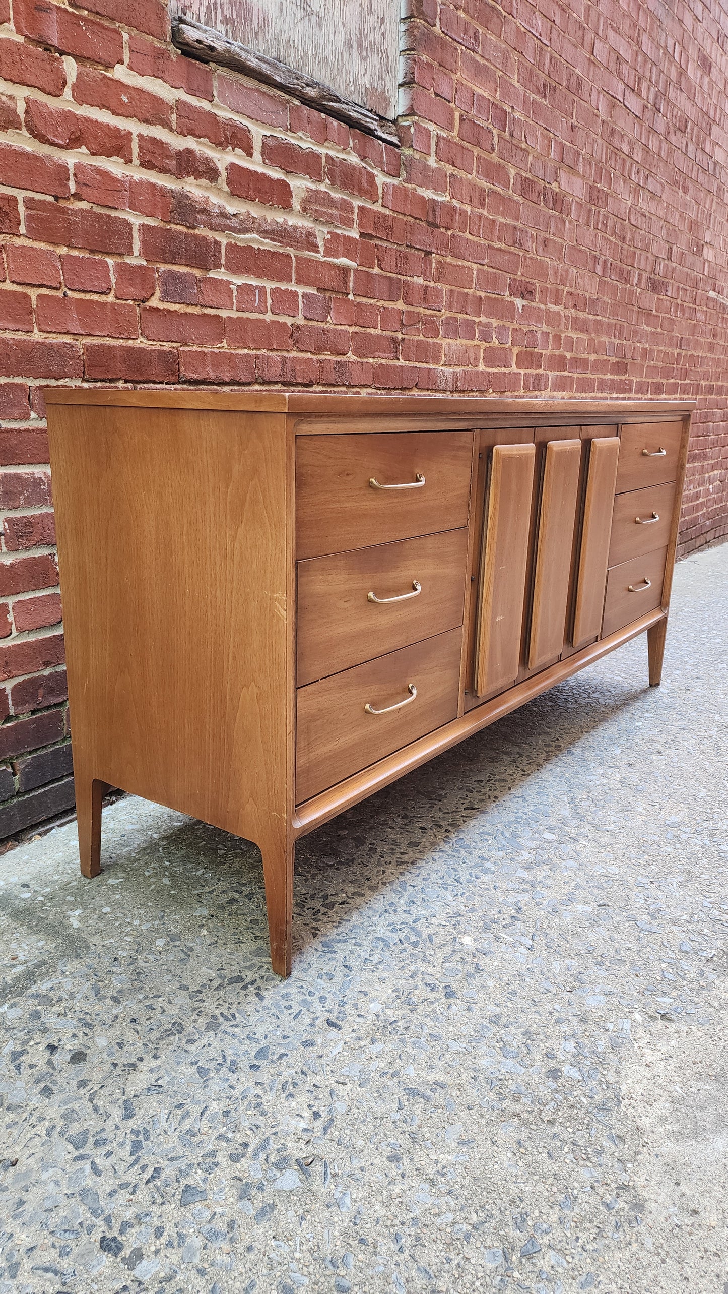 Broyhill Forward 70 Low Dresser