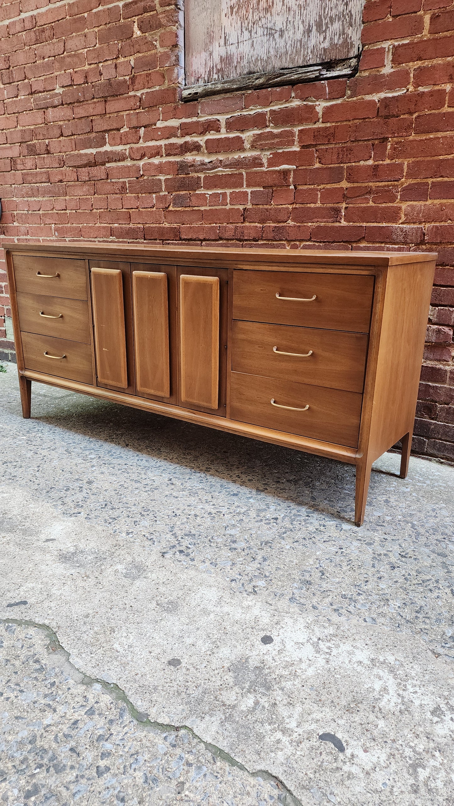 Broyhill Forward 70 Low Dresser