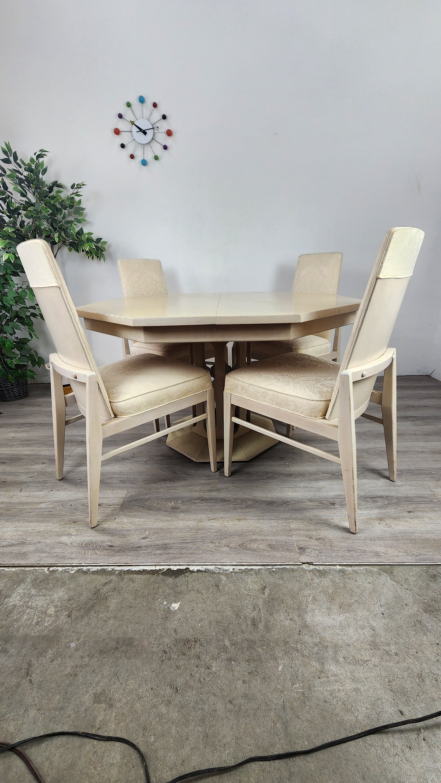 Walter of Wabash Dining Set