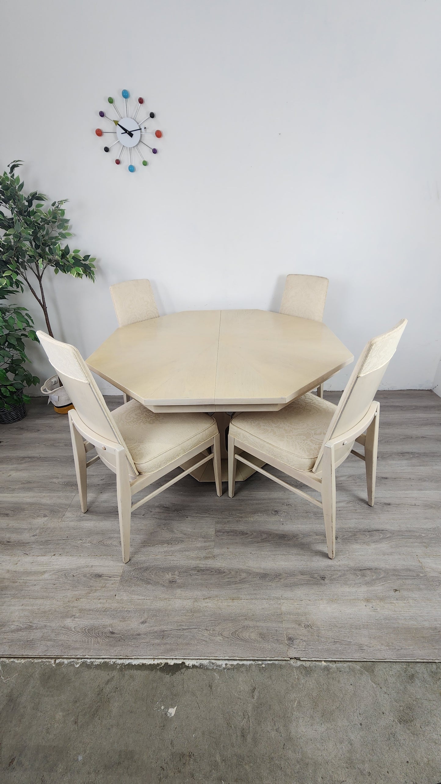 Walter of Wabash Dining Set