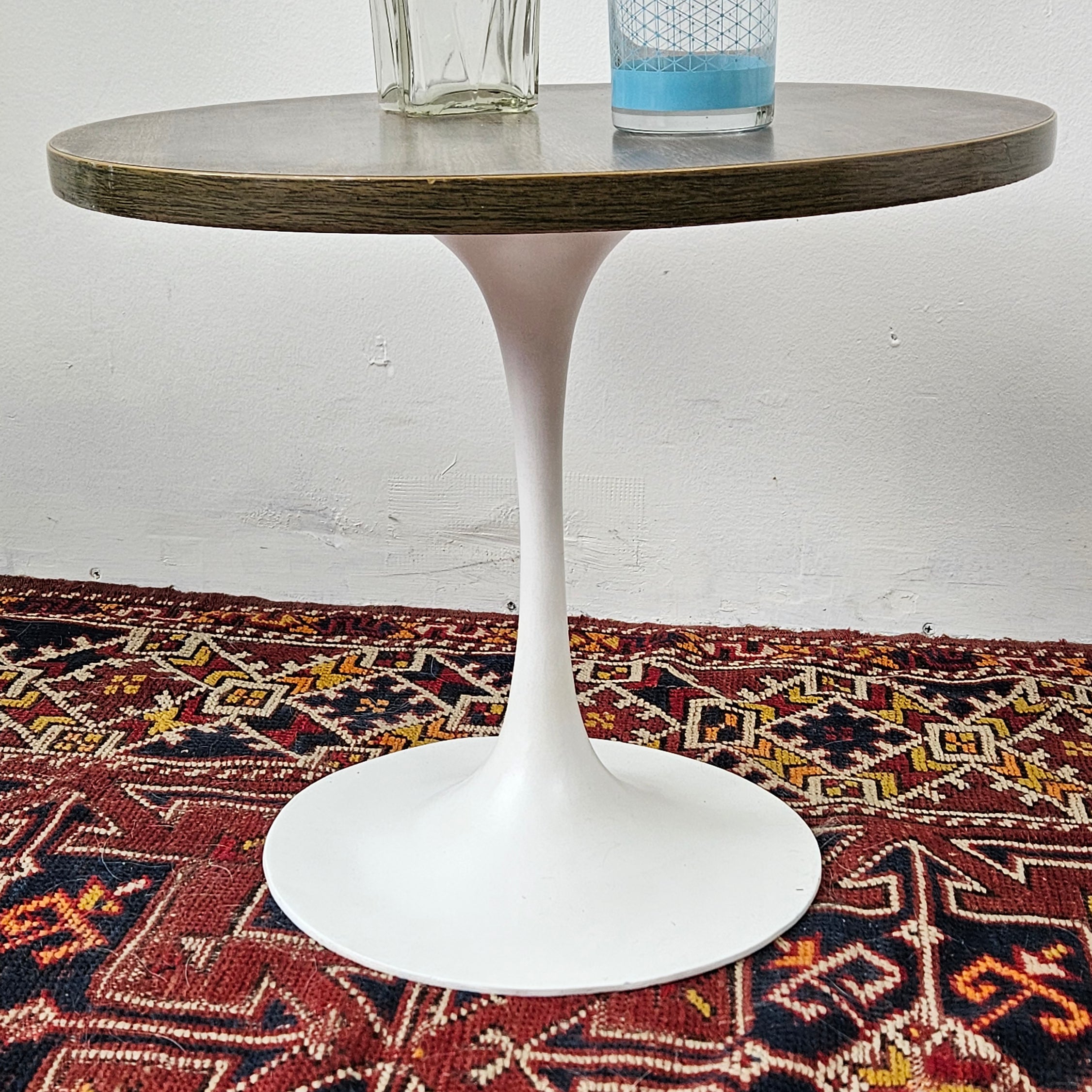 Tulip Side Table