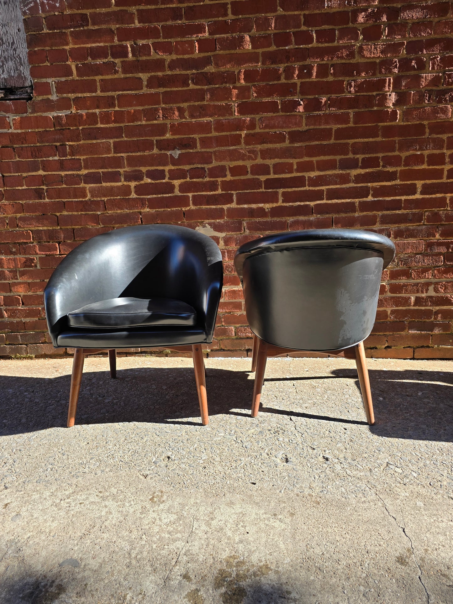 Pair of Milo Laugh Baughman Chairs