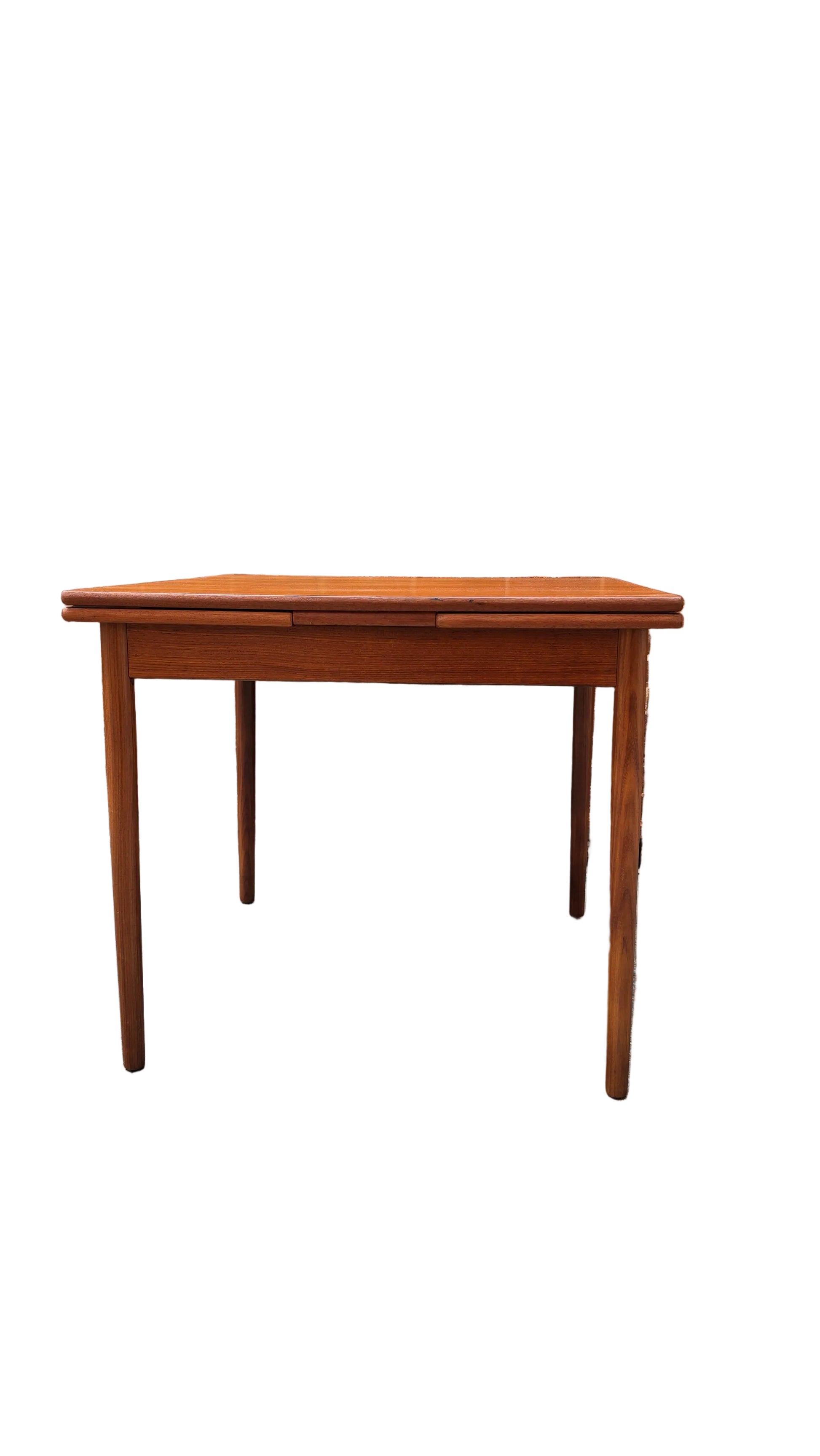 DITA-0526-009 Danish Teak Expandable Table